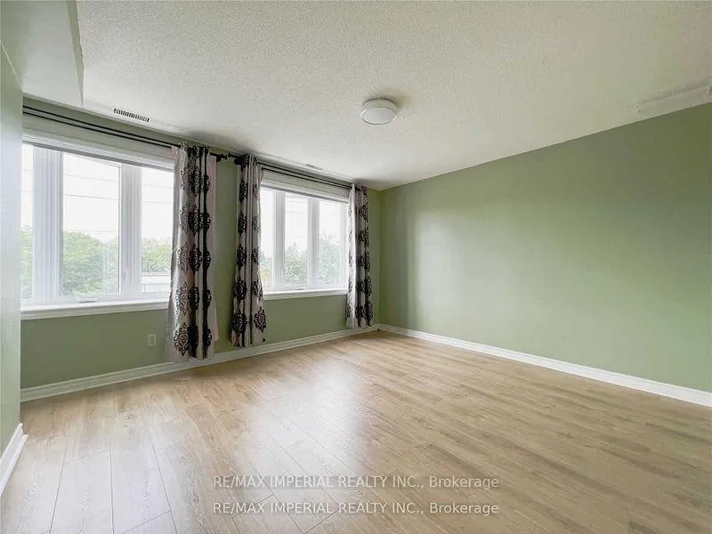 Photo 13 of 641A The Queensway, Etobicoke, Stonegate-Queensway — HOMEH
