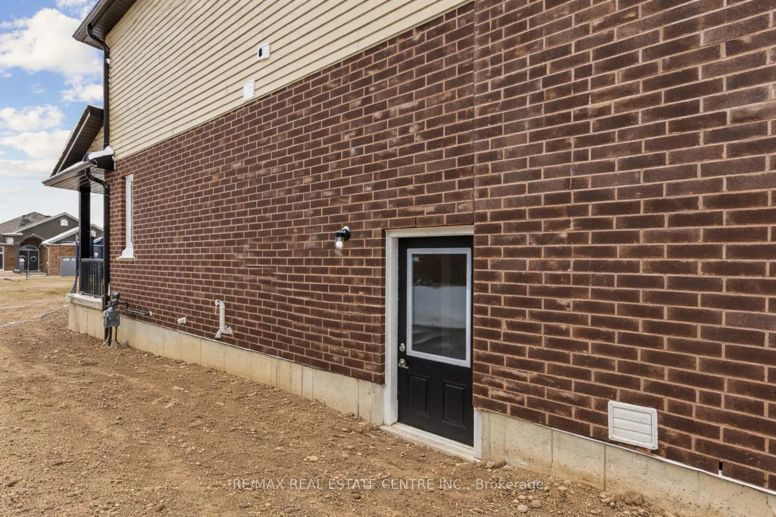 Photo 3 of 123 Maple Street, Mapleton, Drayton — HOMEH