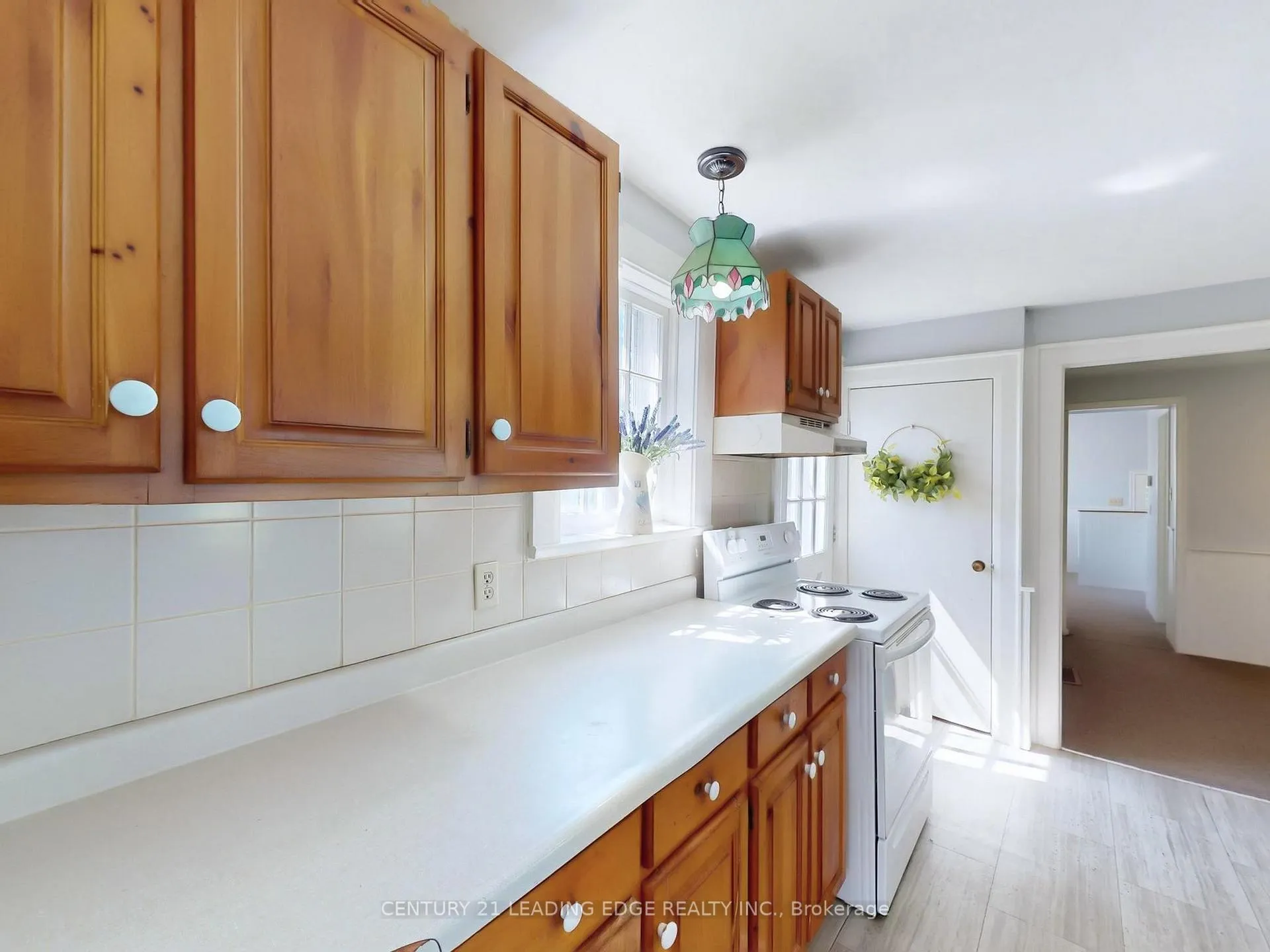 Photo 10 of 362 Victoria Road, Georgina, Baldwin — HOMEH