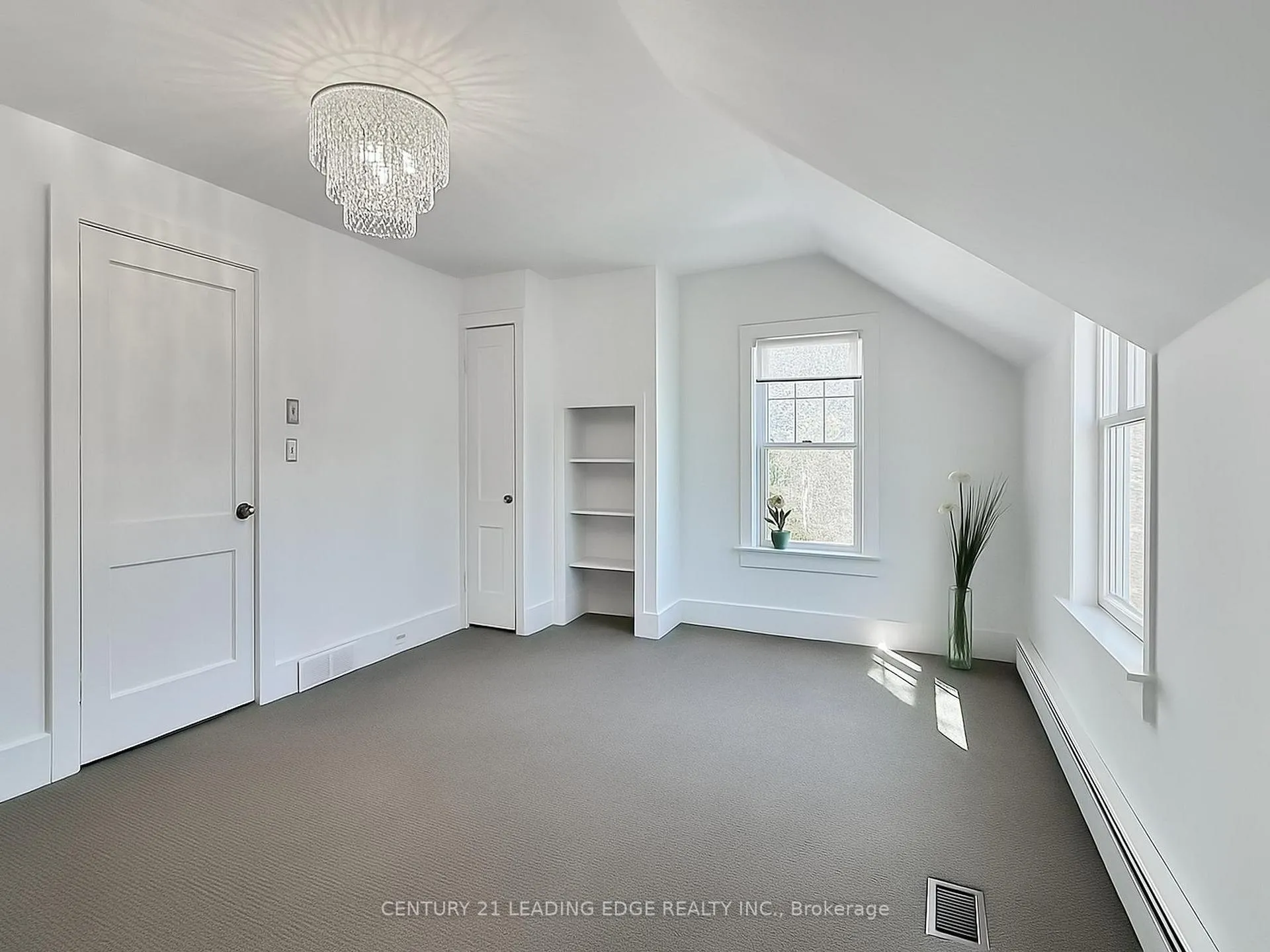Photo 33 of 362 Victoria Road, Georgina, Baldwin — HOMEH