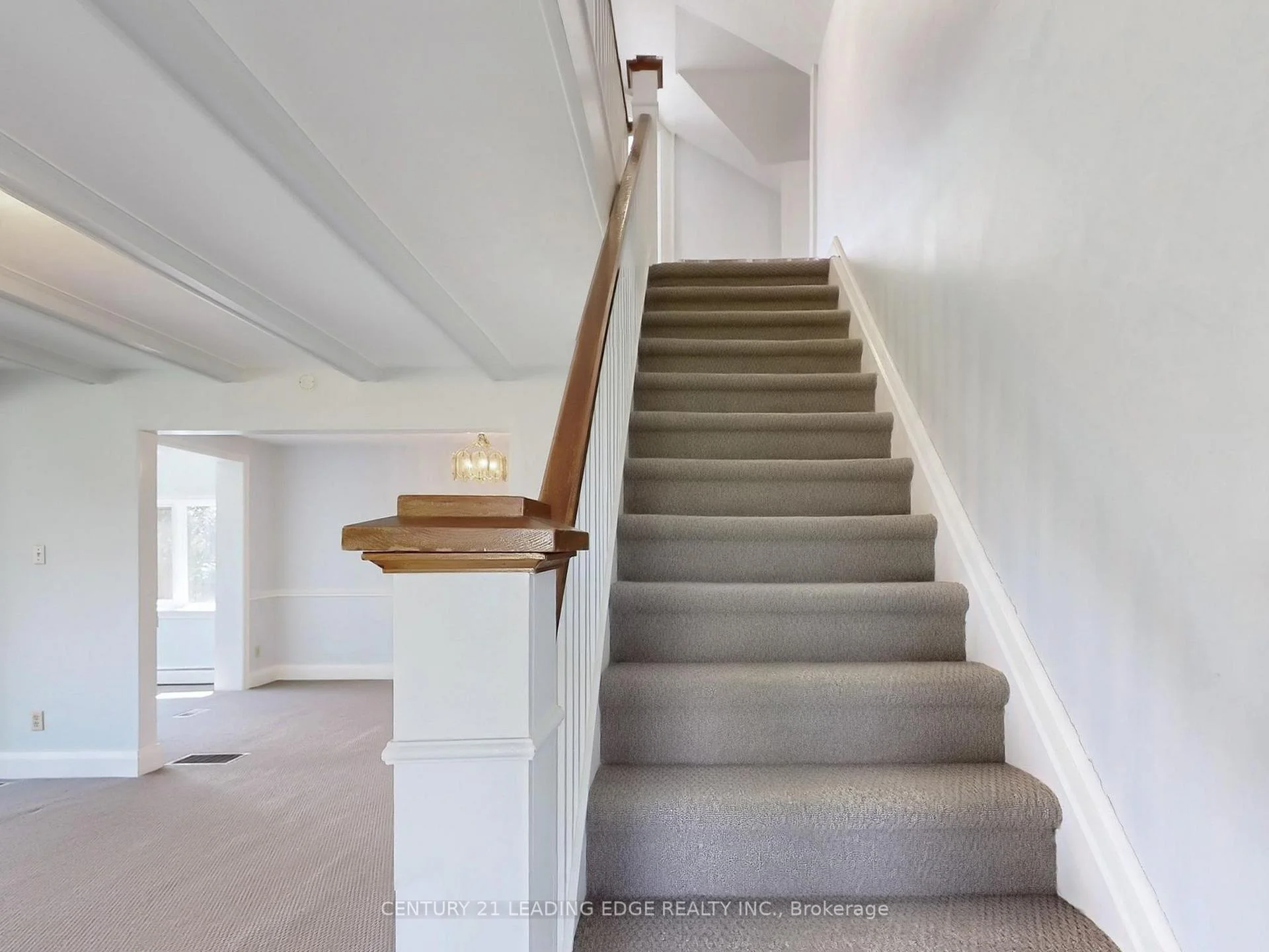 Photo 22 of 362 Victoria Road, Georgina, Baldwin — HOMEH