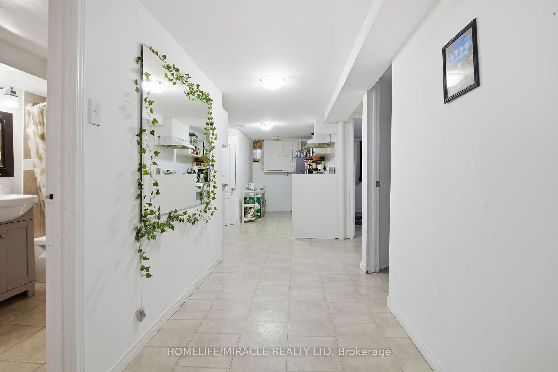 Photo 11 of Unit Basement, 21 Albion Crescent, Brampton, Avondale — HOMEH