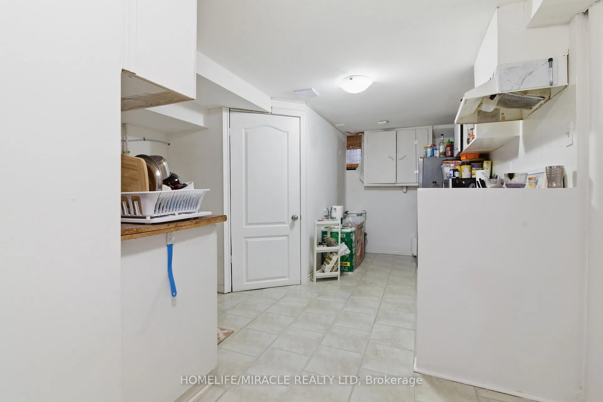 Photo 12 of Unit Basement, 21 Albion Crescent, Brampton, Avondale — HOMEH