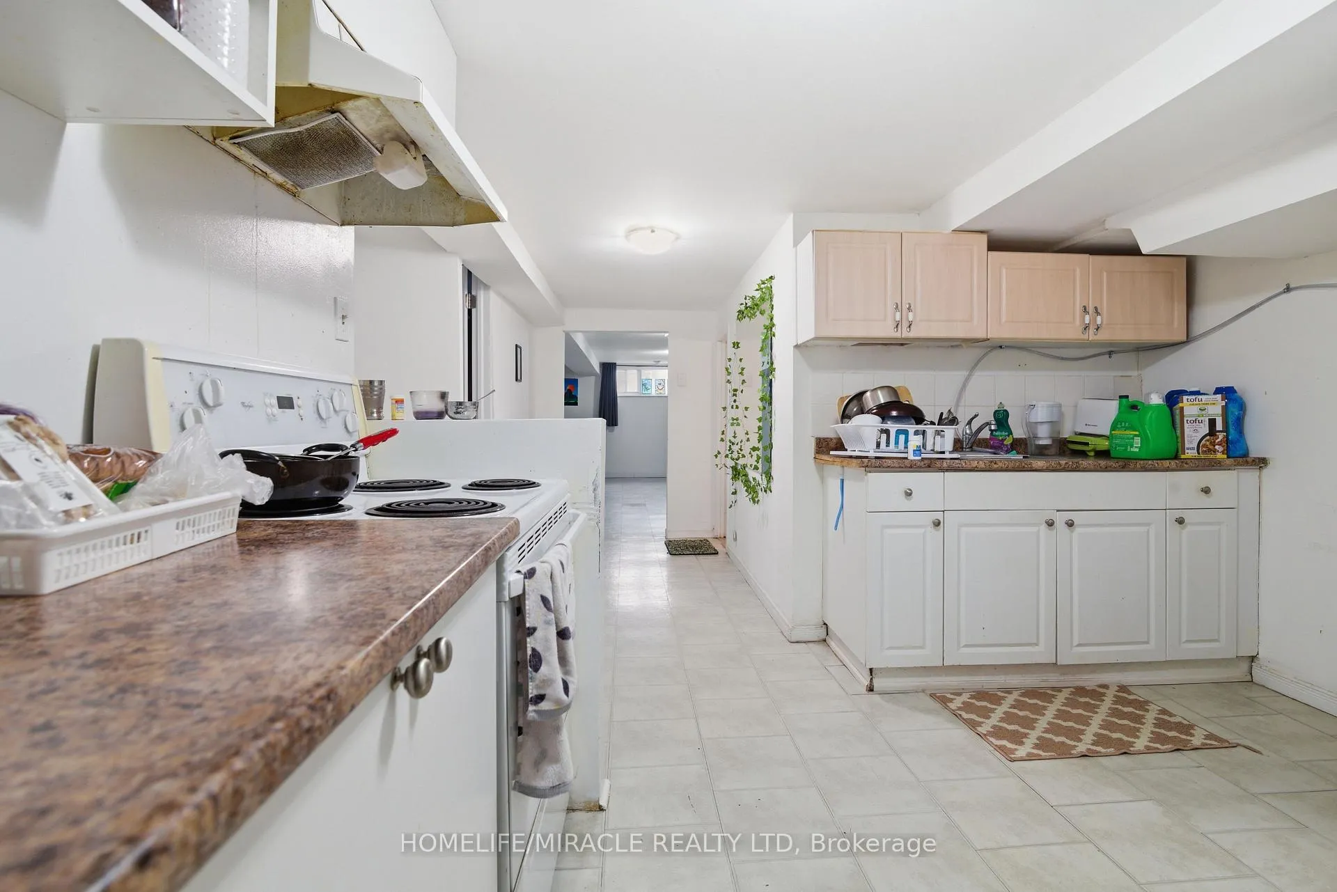 Photo 14 of Unit Basement, 21 Albion Crescent, Brampton, Avondale — HOMEH