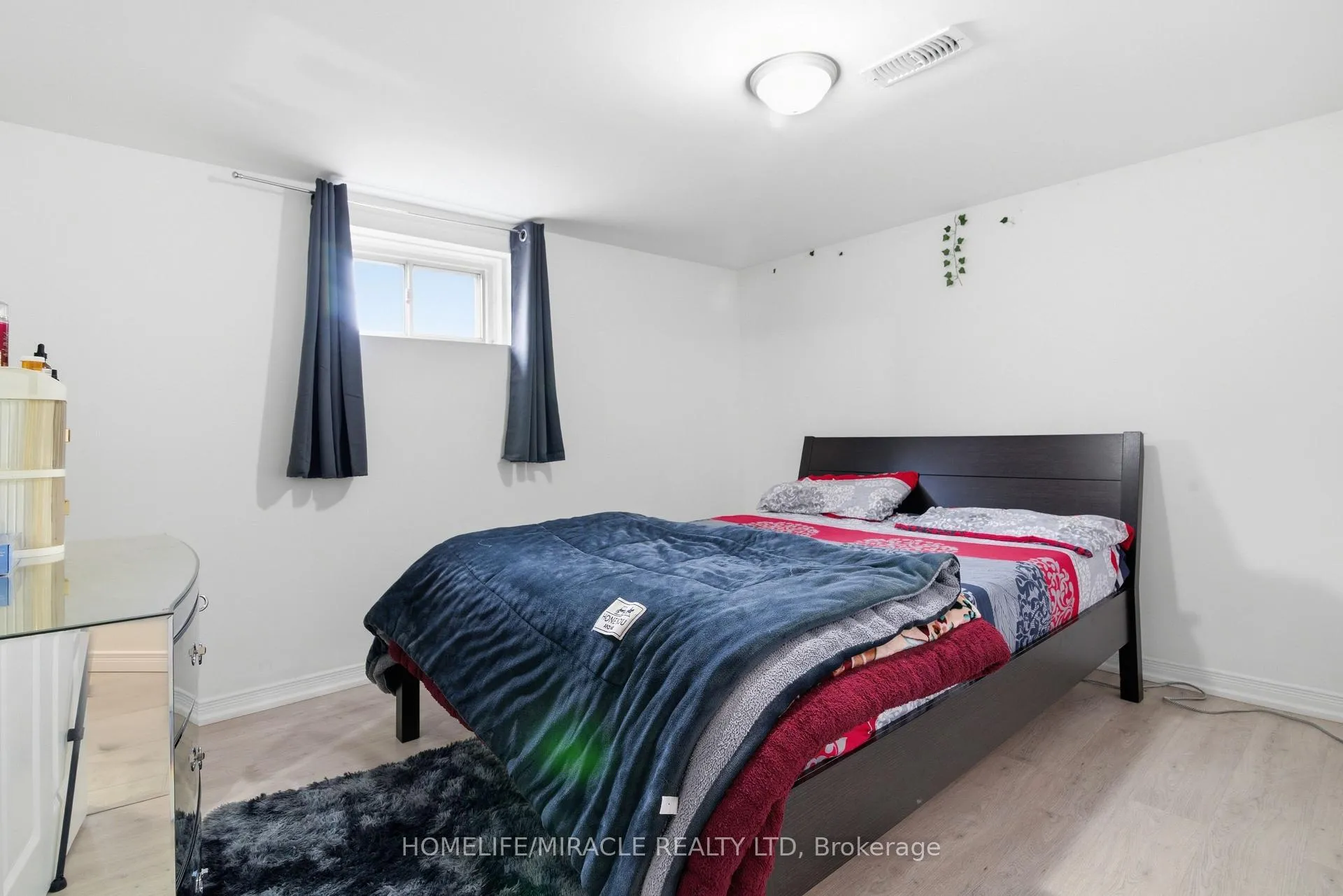 Photo 15 of Unit Basement, 21 Albion Crescent, Brampton, Avondale — HOMEH