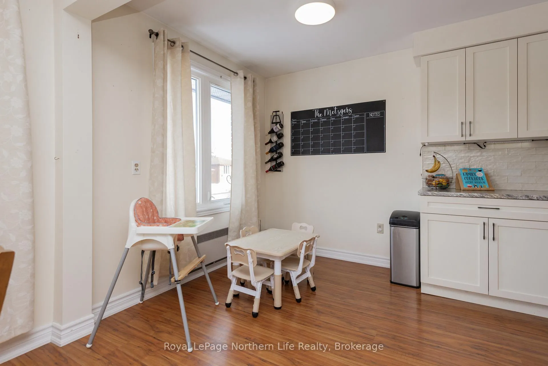 Photo 12 of 47 Harris Drive, North Bay, Ferris — HOMEH