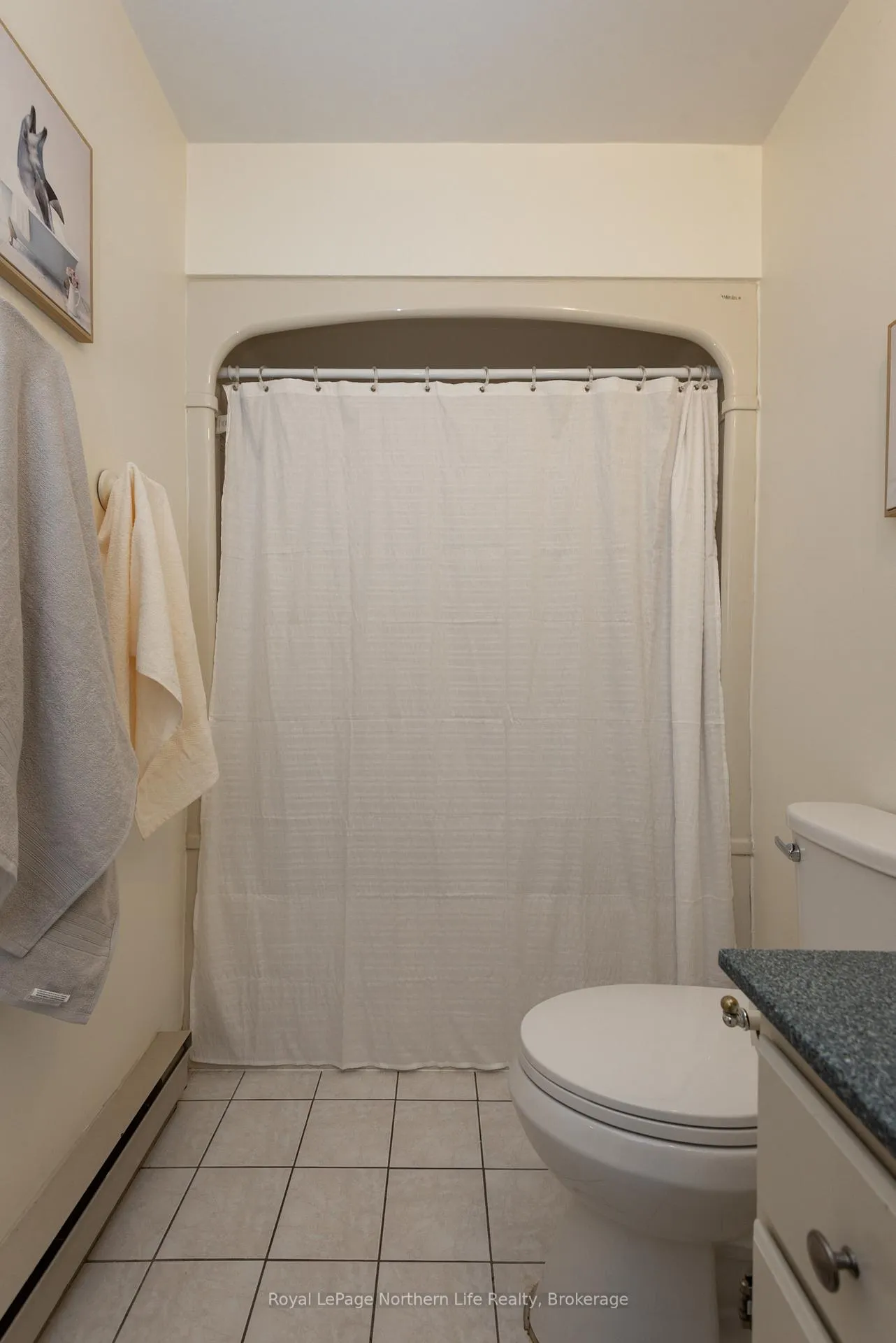 Photo 29 of 47 Harris Drive, North Bay, Ferris — HOMEH