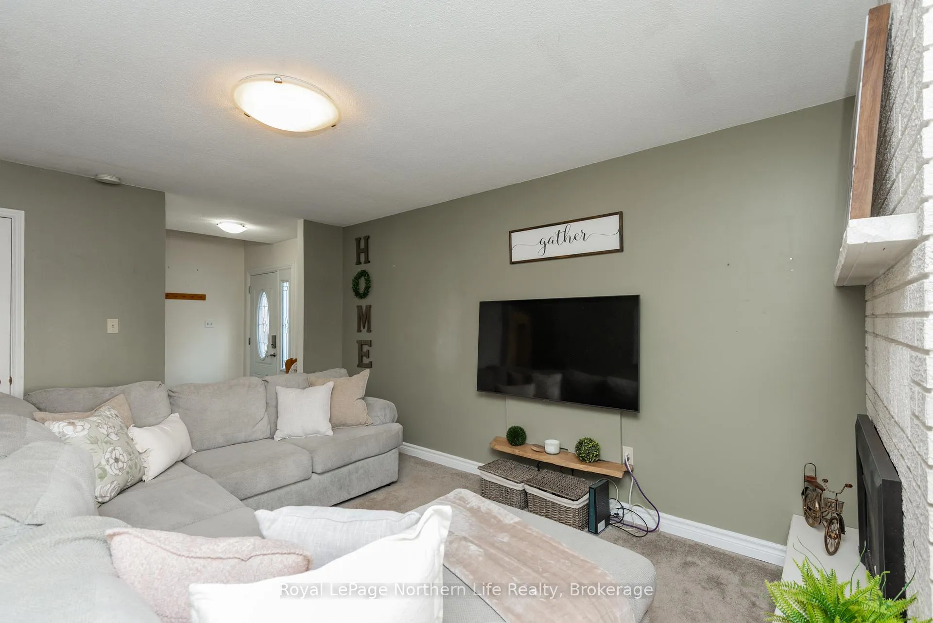 Photo 33 of 47 Harris Drive, North Bay, Ferris — HOMEH