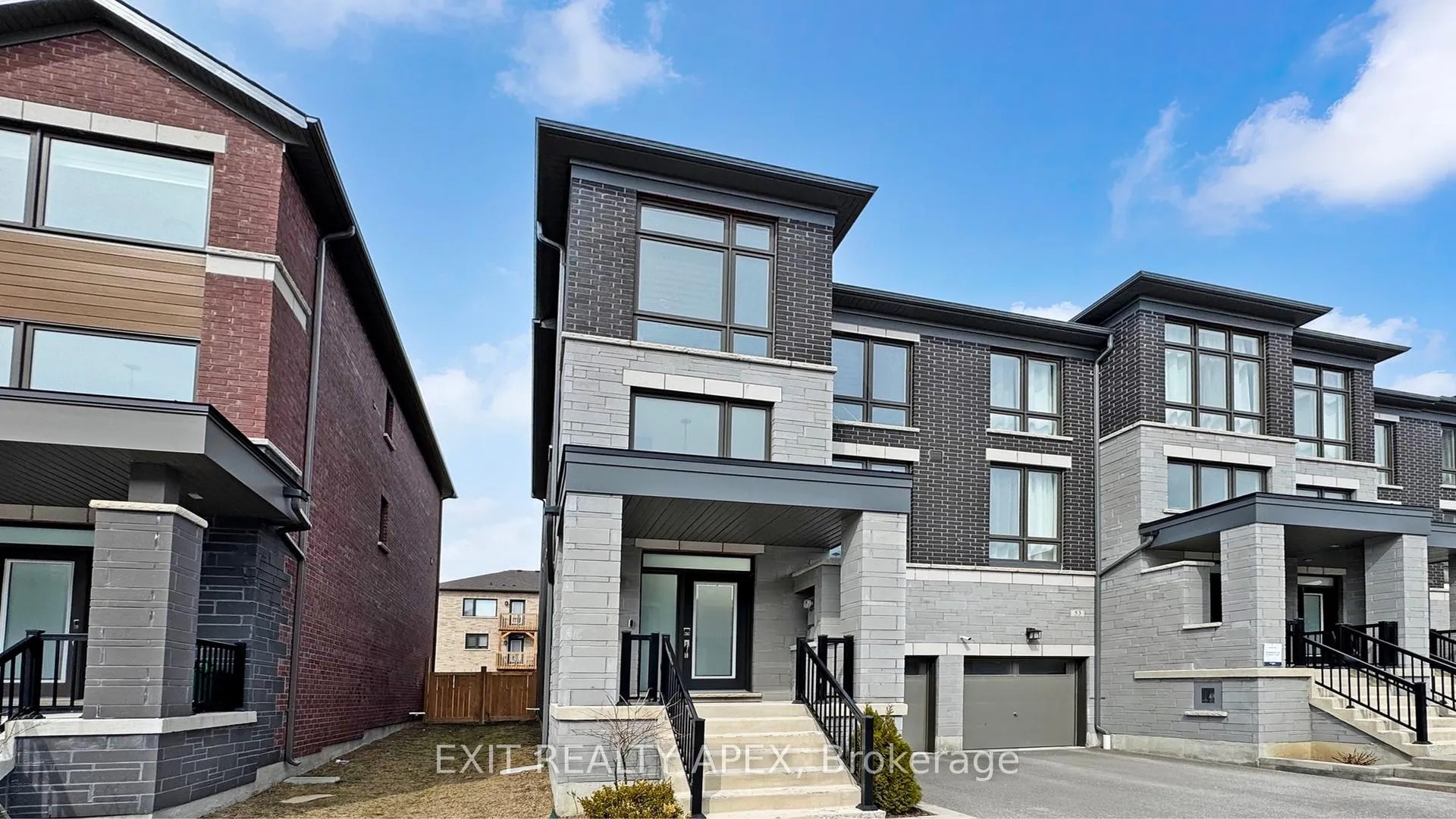 Photo 2 of 55 Douet Lane, Ajax, South East — HOMEH