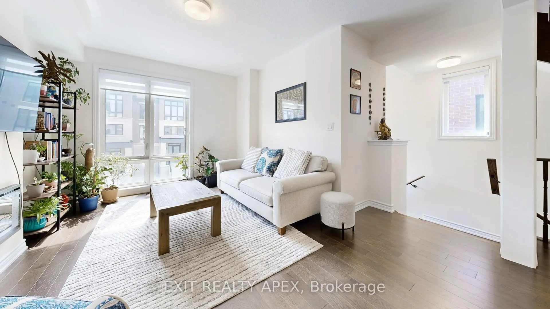 Photo 6 of 55 Douet Lane, Ajax, South East — HOMEH