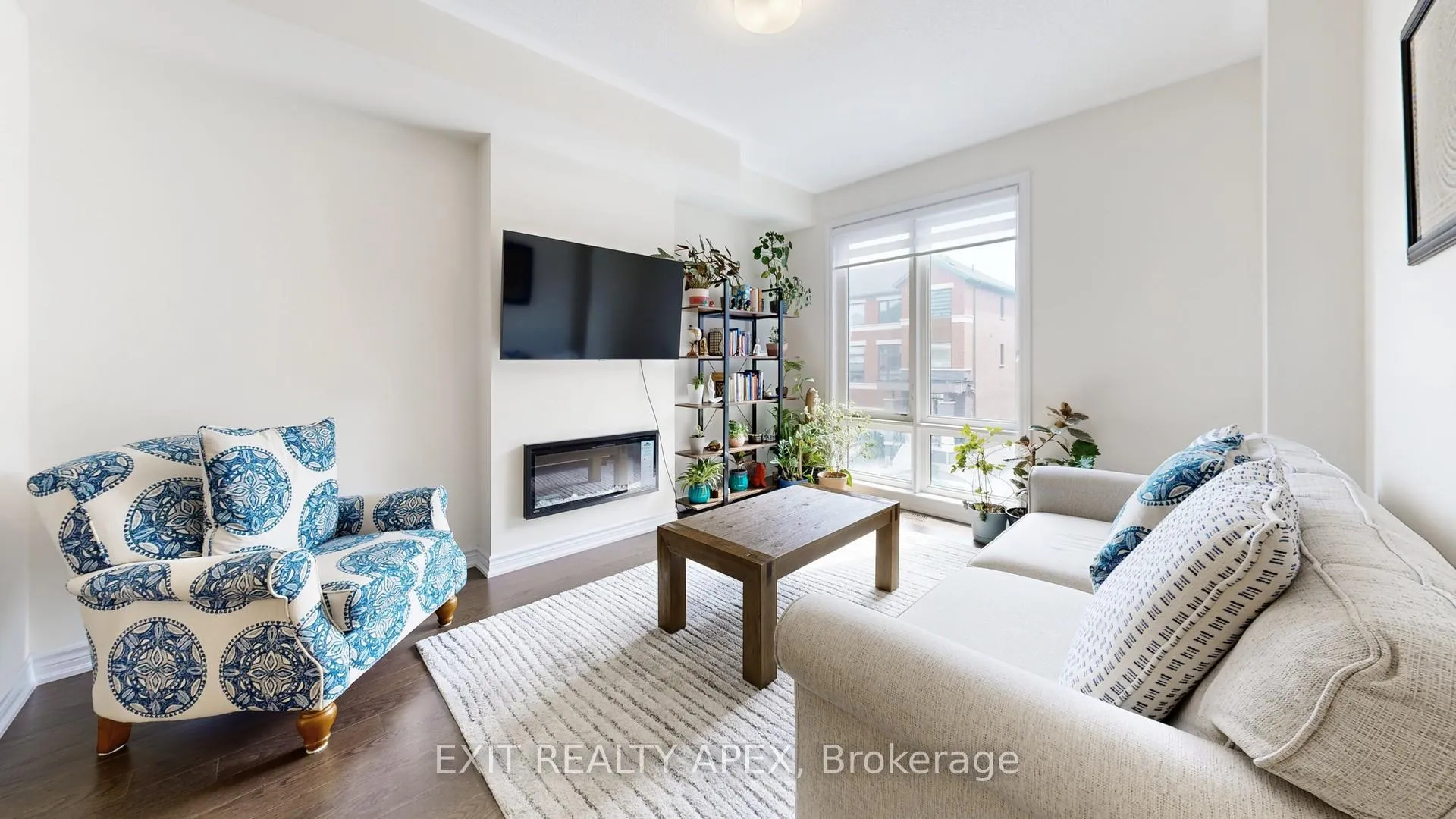 Photo 7 of 55 Douet Lane, Ajax, South East — HOMEH