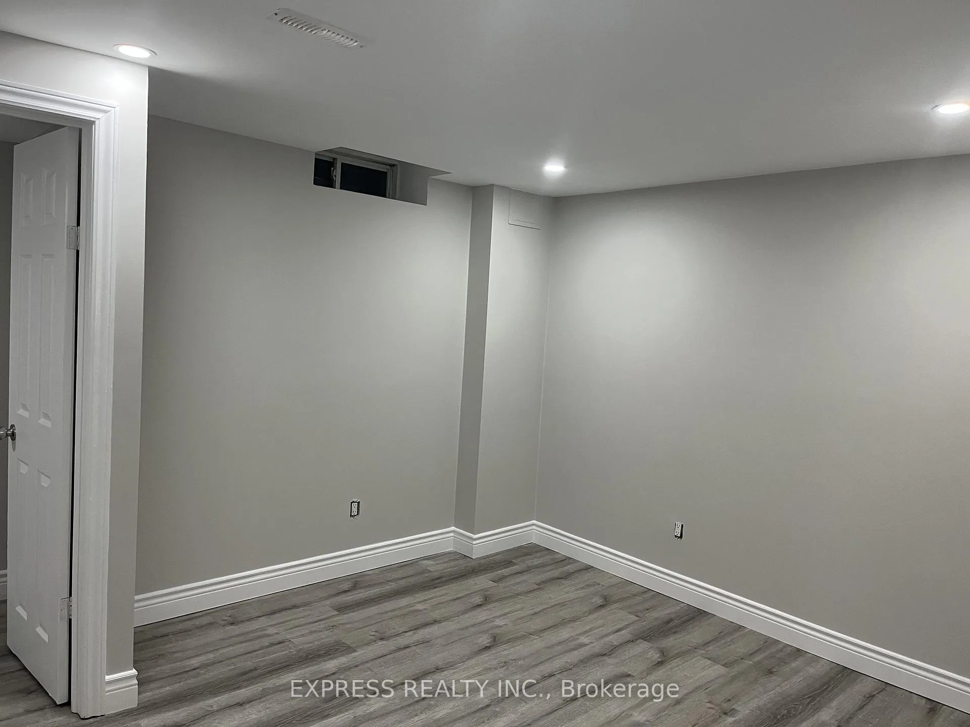 Photo 6 of Unit Bsmt, 151 Fred Young Drive, North York, Downsview-Roding-CFB — HOMEH