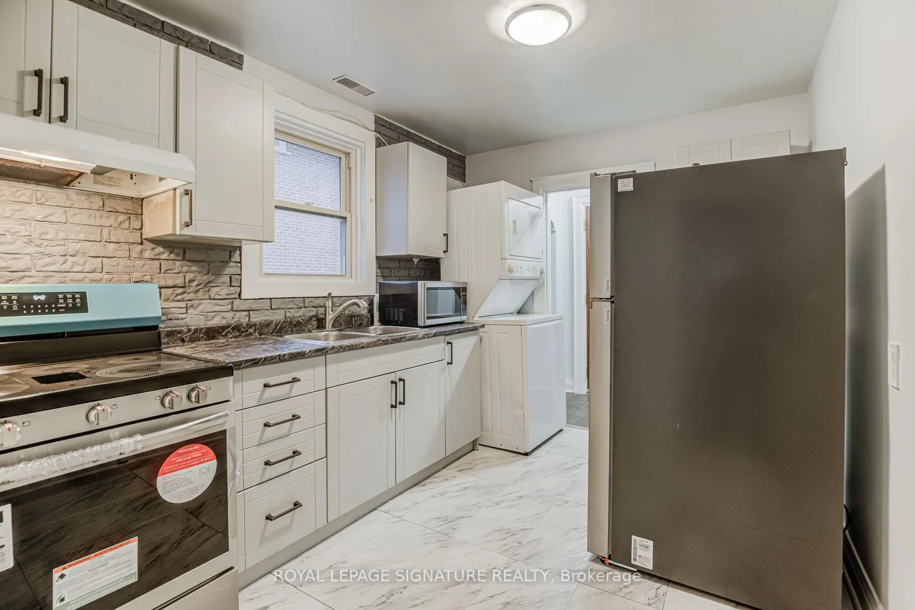 Photo 11 of 290 Coronation Drive, Scarborough, West Hill — HOMEH