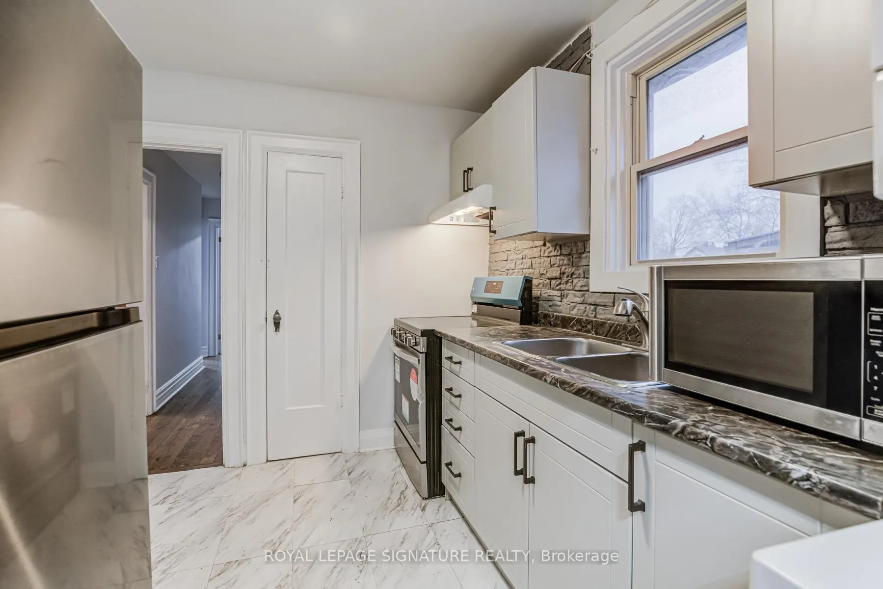 Photo 13 of 290 Coronation Drive, Scarborough, West Hill — HOMEH