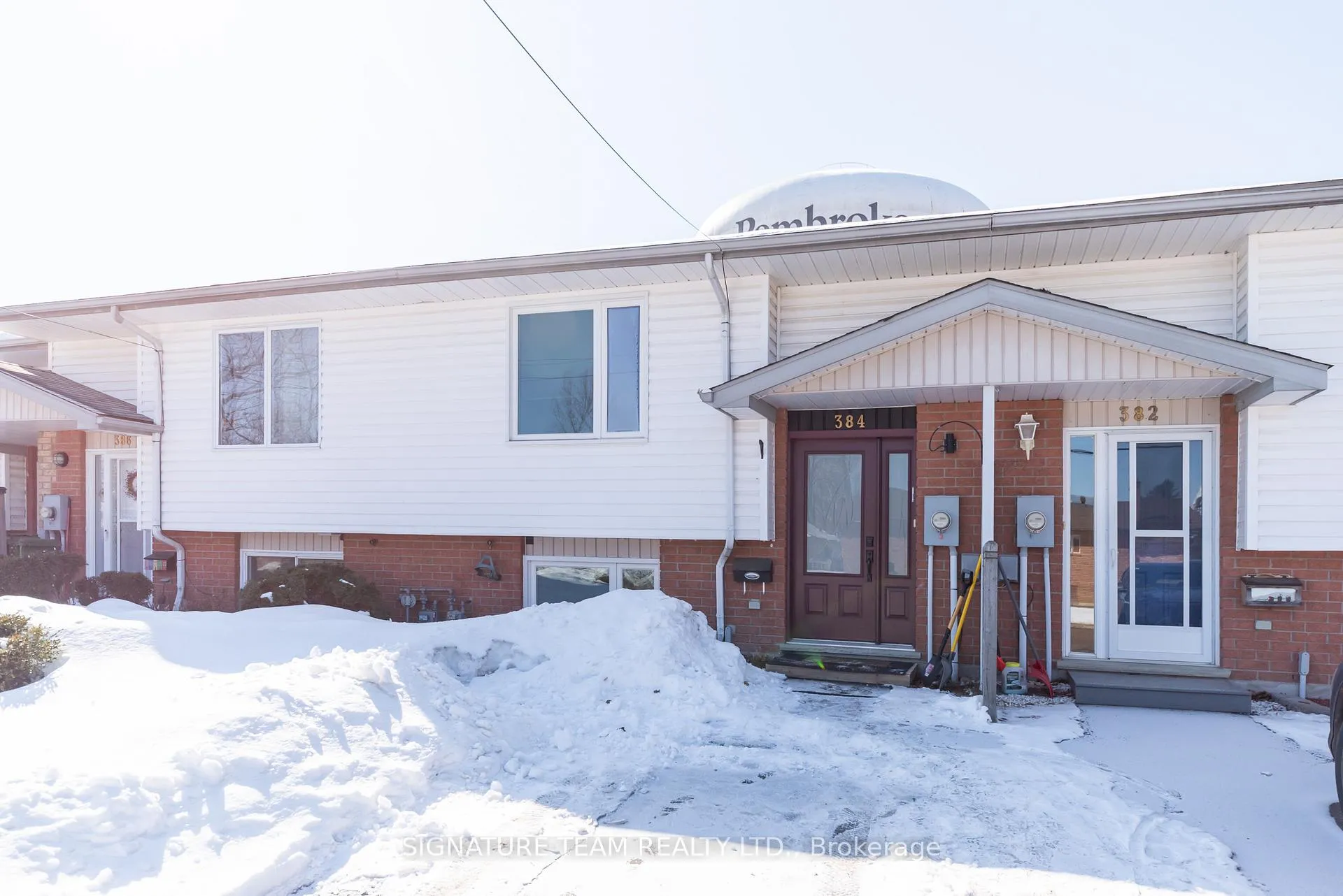 Photo 4 of 384 Morris Street, Pembroke — HOMEH