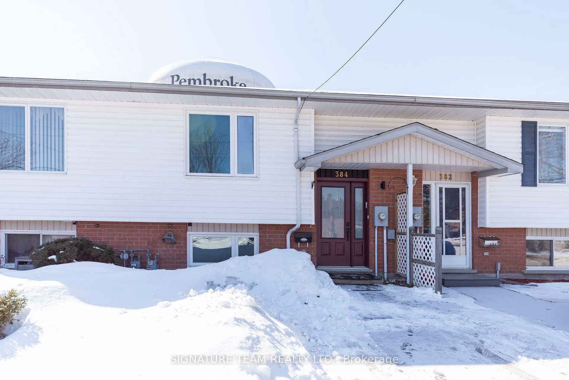 Photo 5 of 384 Morris Street, Pembroke — HOMEH