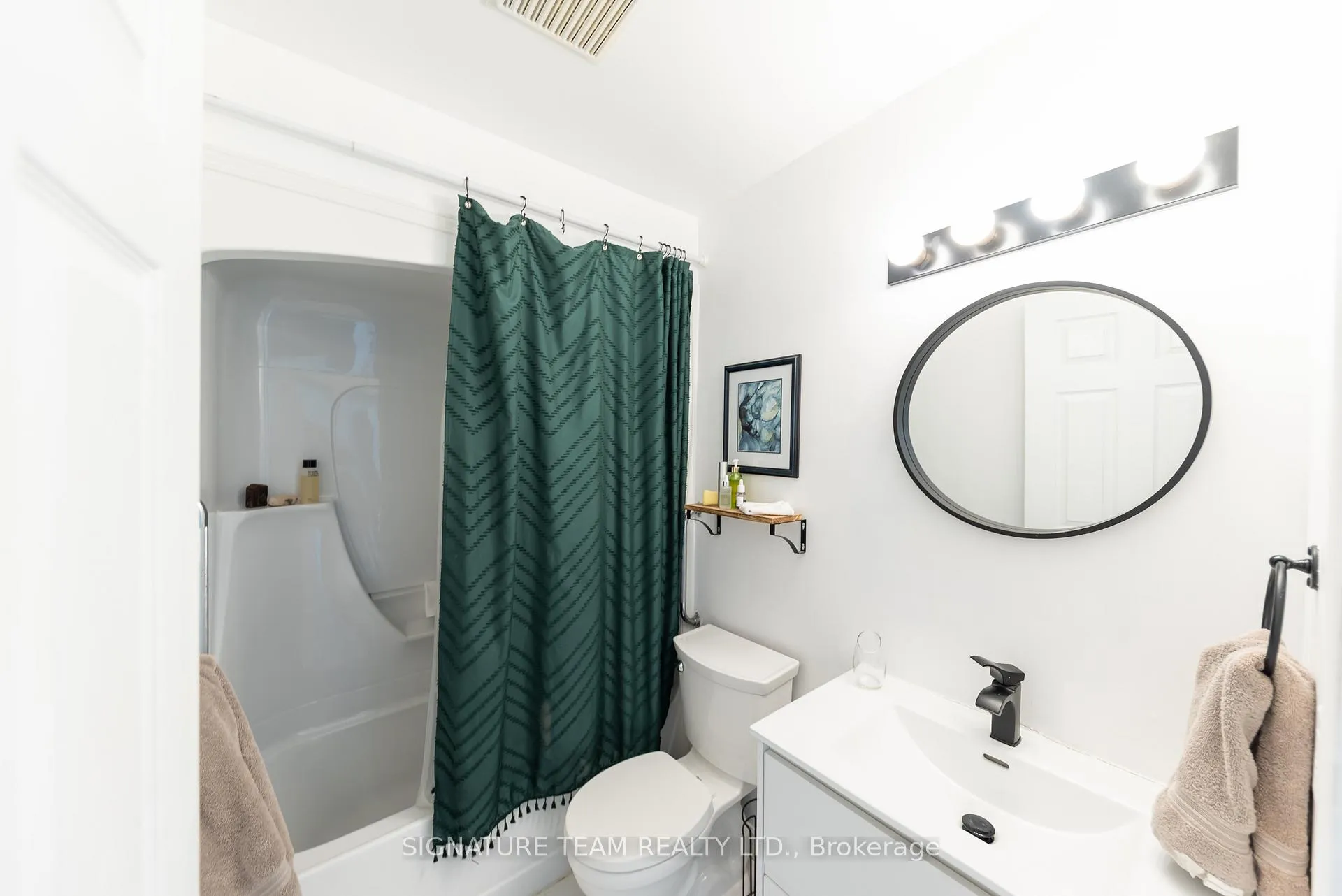 Photo 16 of 384 Morris Street, Pembroke — HOMEH