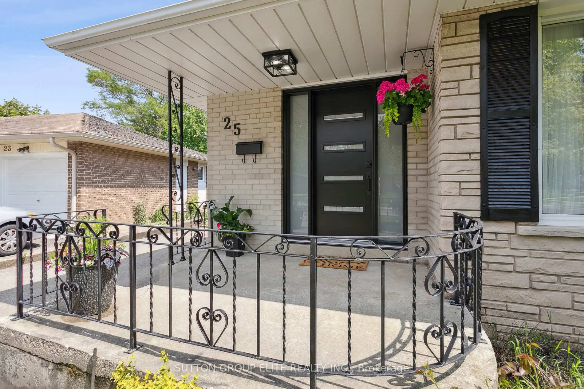Photo 3 of Unit main, 25 Gower Road, Halton Hills, Georgetown — HOMEH