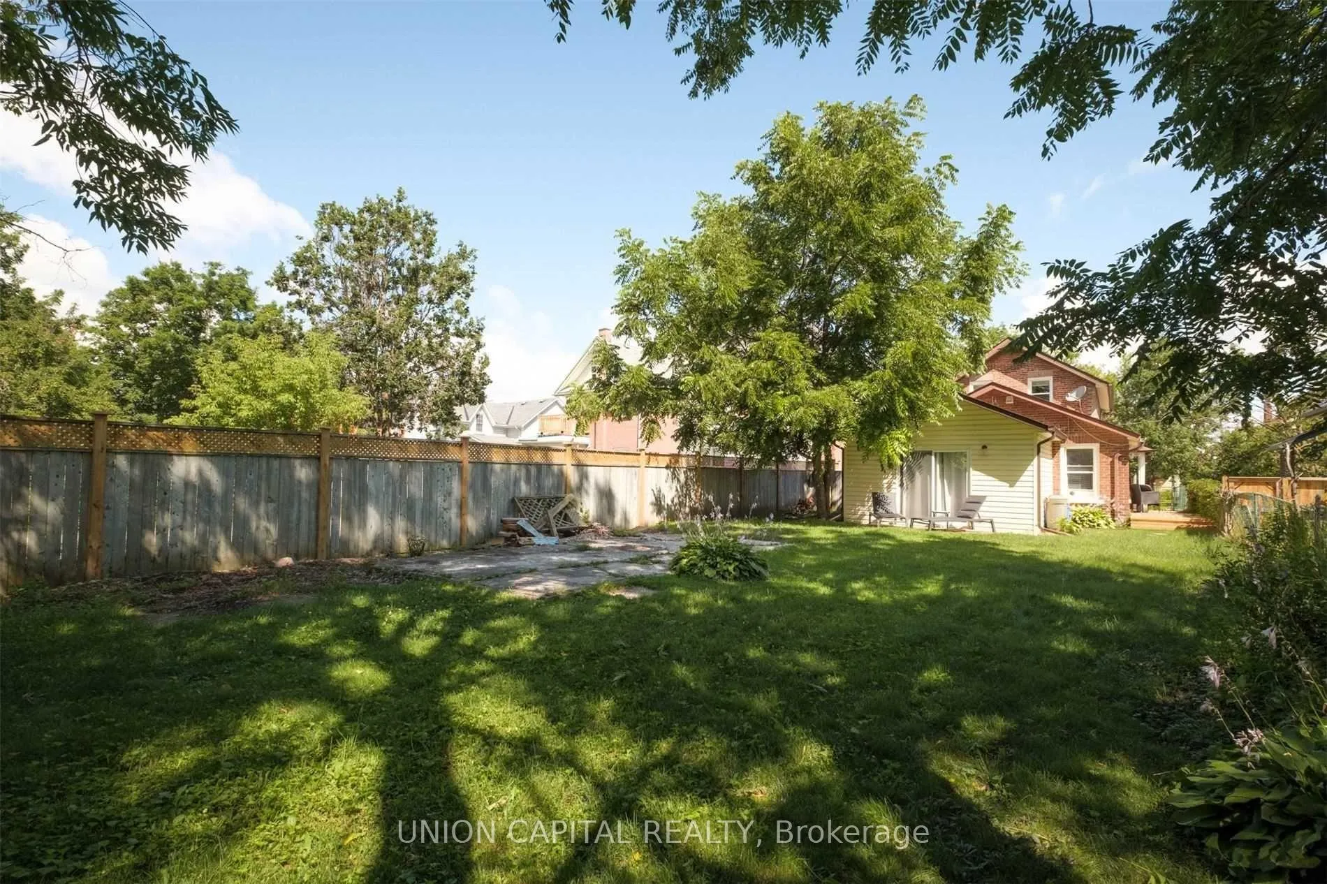Photo 6 of Unit A, 207 Perry Street, Peterborough, Town Ward 3 — HOMEH