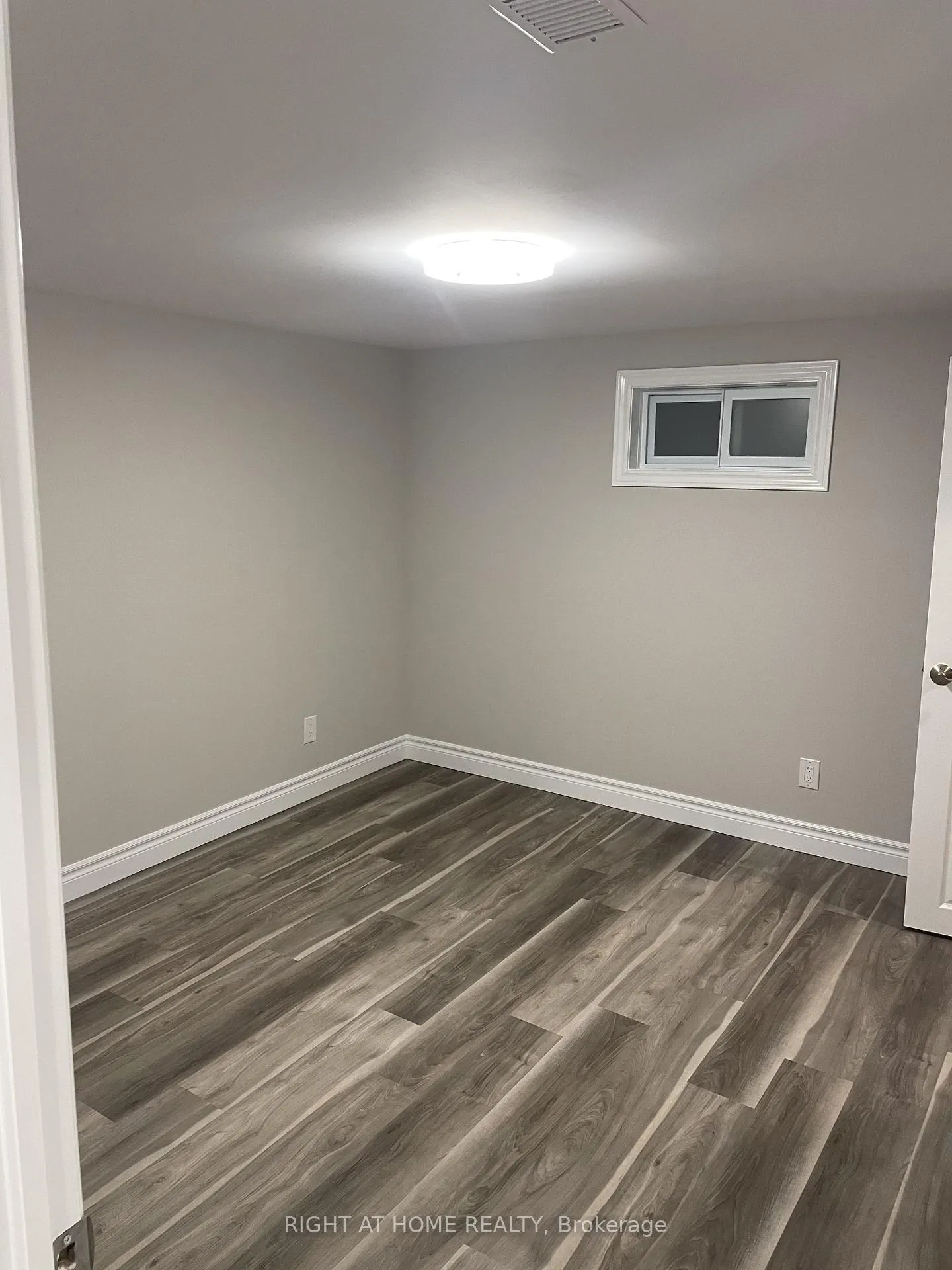 Photo 10 of Unit Lower, 840 Fairview Avenue, Pickering, Bay Ridges — HOMEH