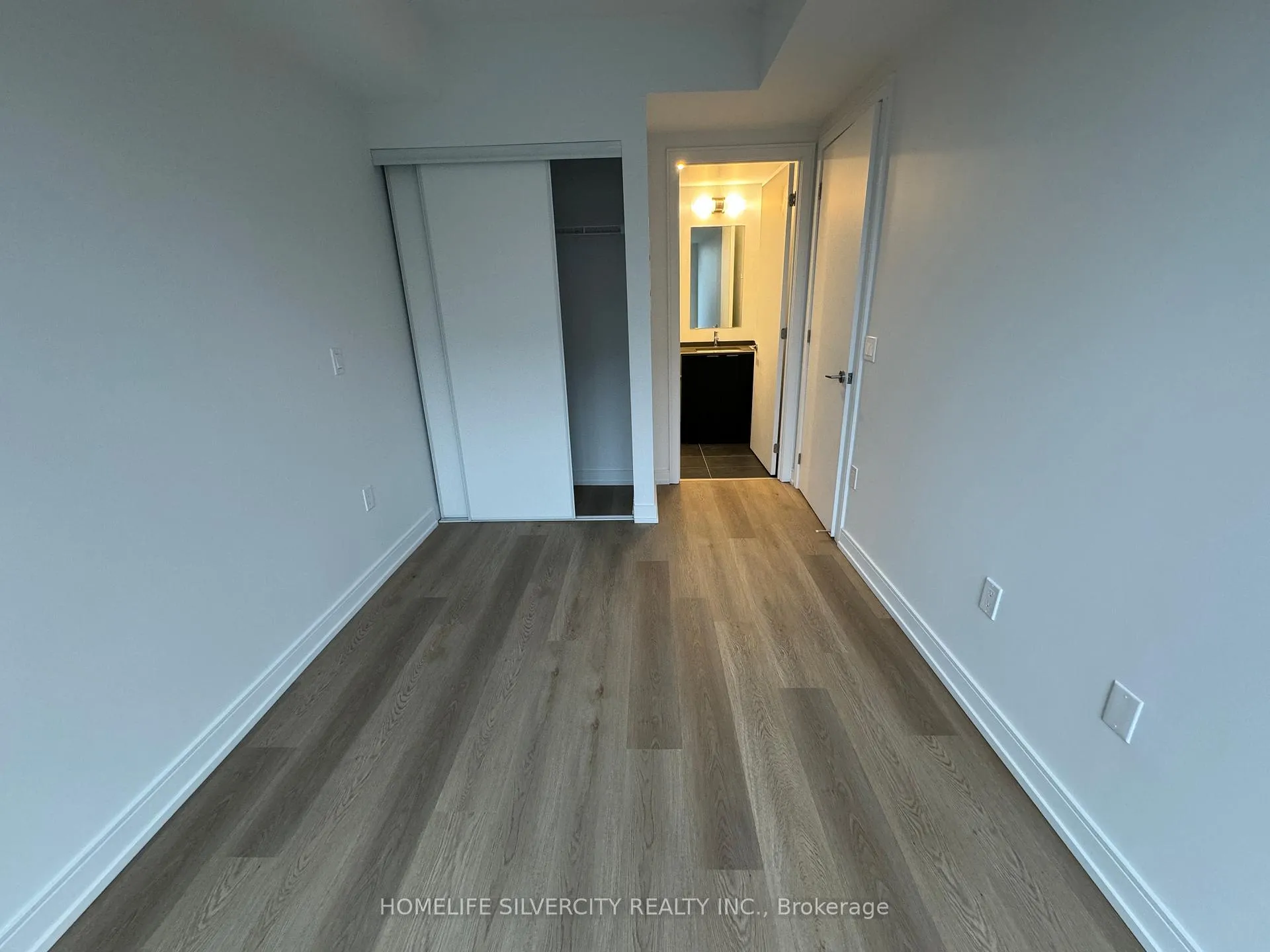 Photo 10 of Unit 406, 1 Jarvis Street, Hamilton, Beasley — HOMEH