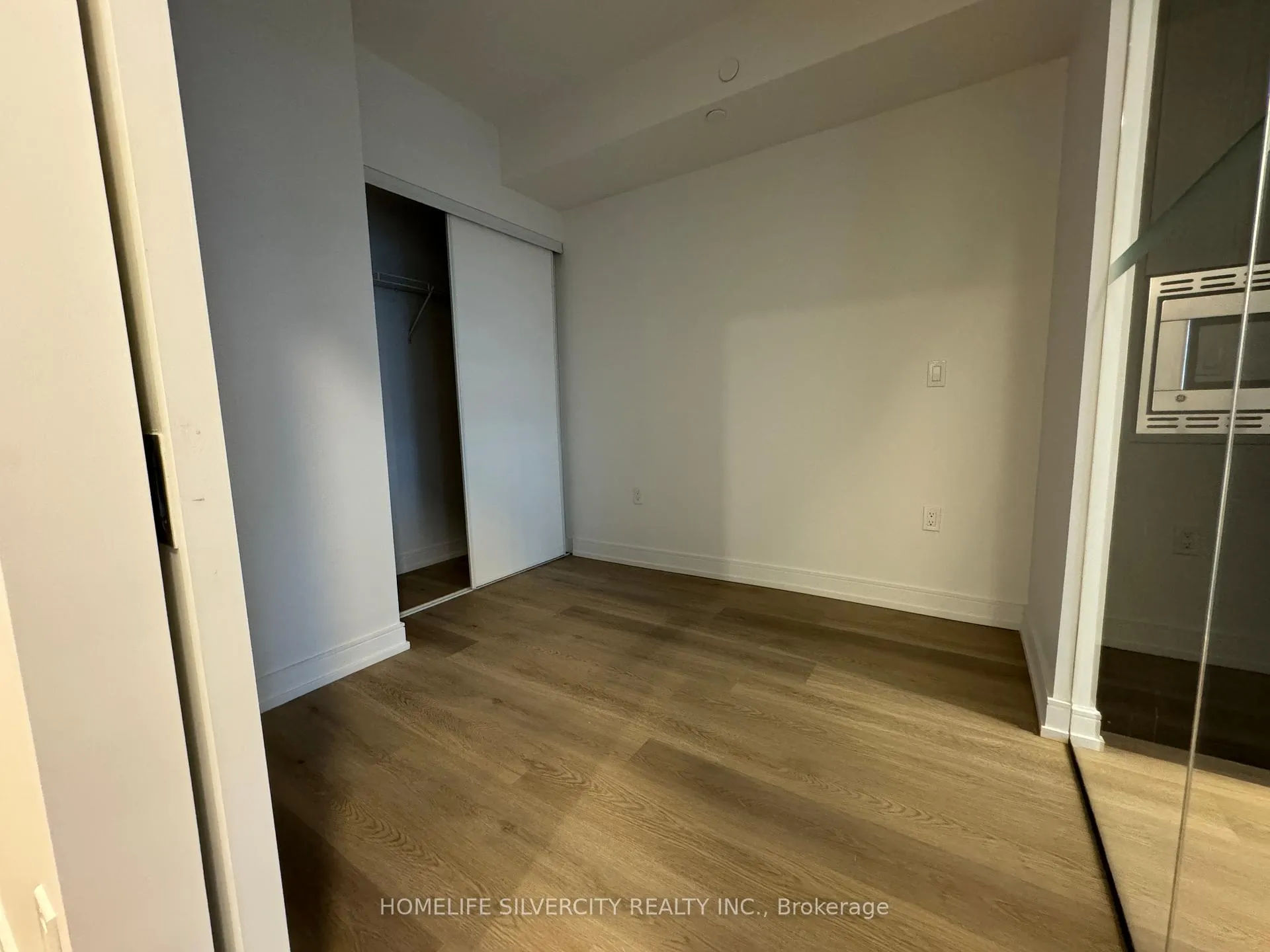 Photo 13 of Unit 406, 1 Jarvis Street, Hamilton, Beasley — HOMEH