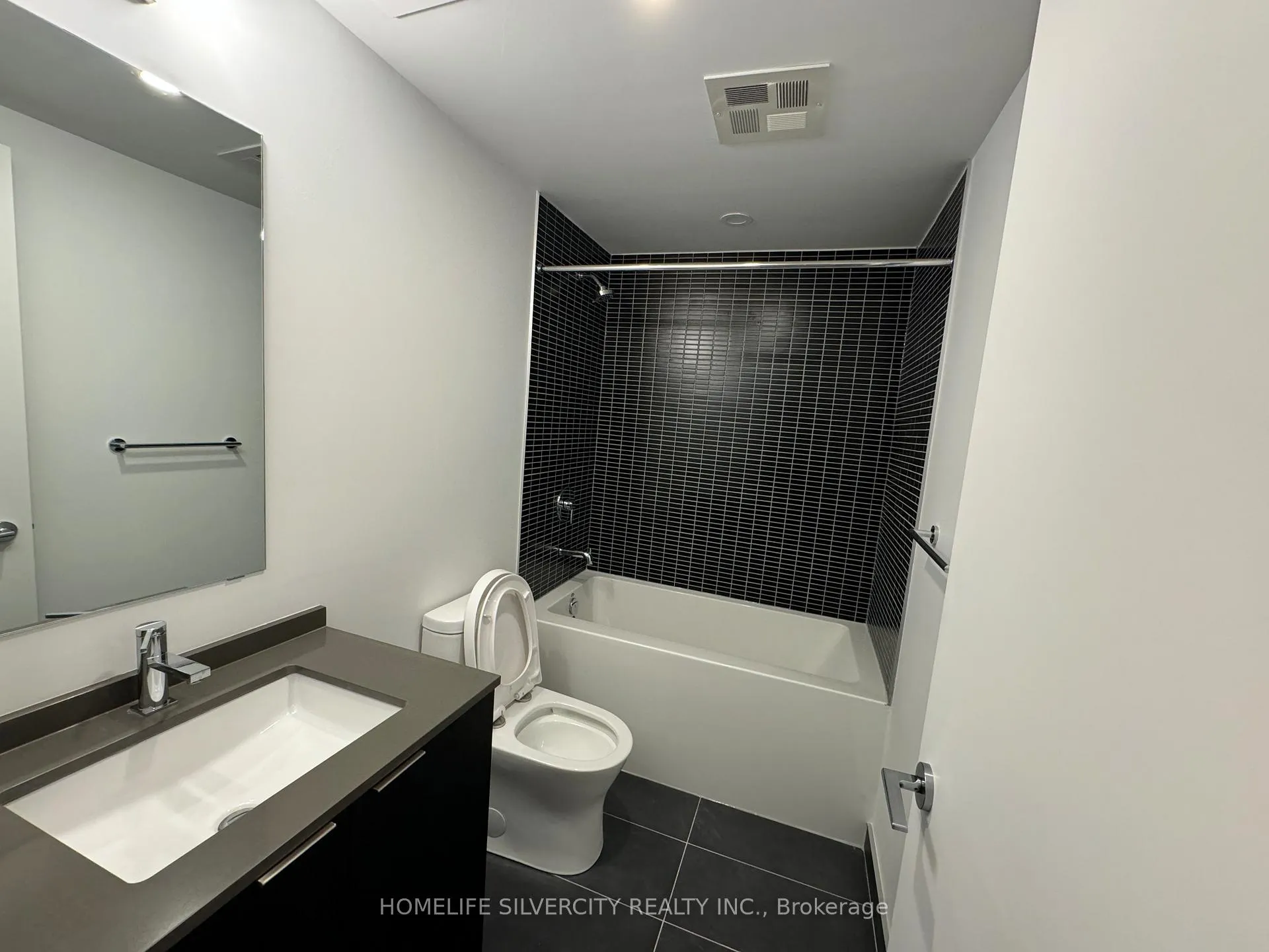 Photo 14 of Unit 406, 1 Jarvis Street, Hamilton, Beasley — HOMEH