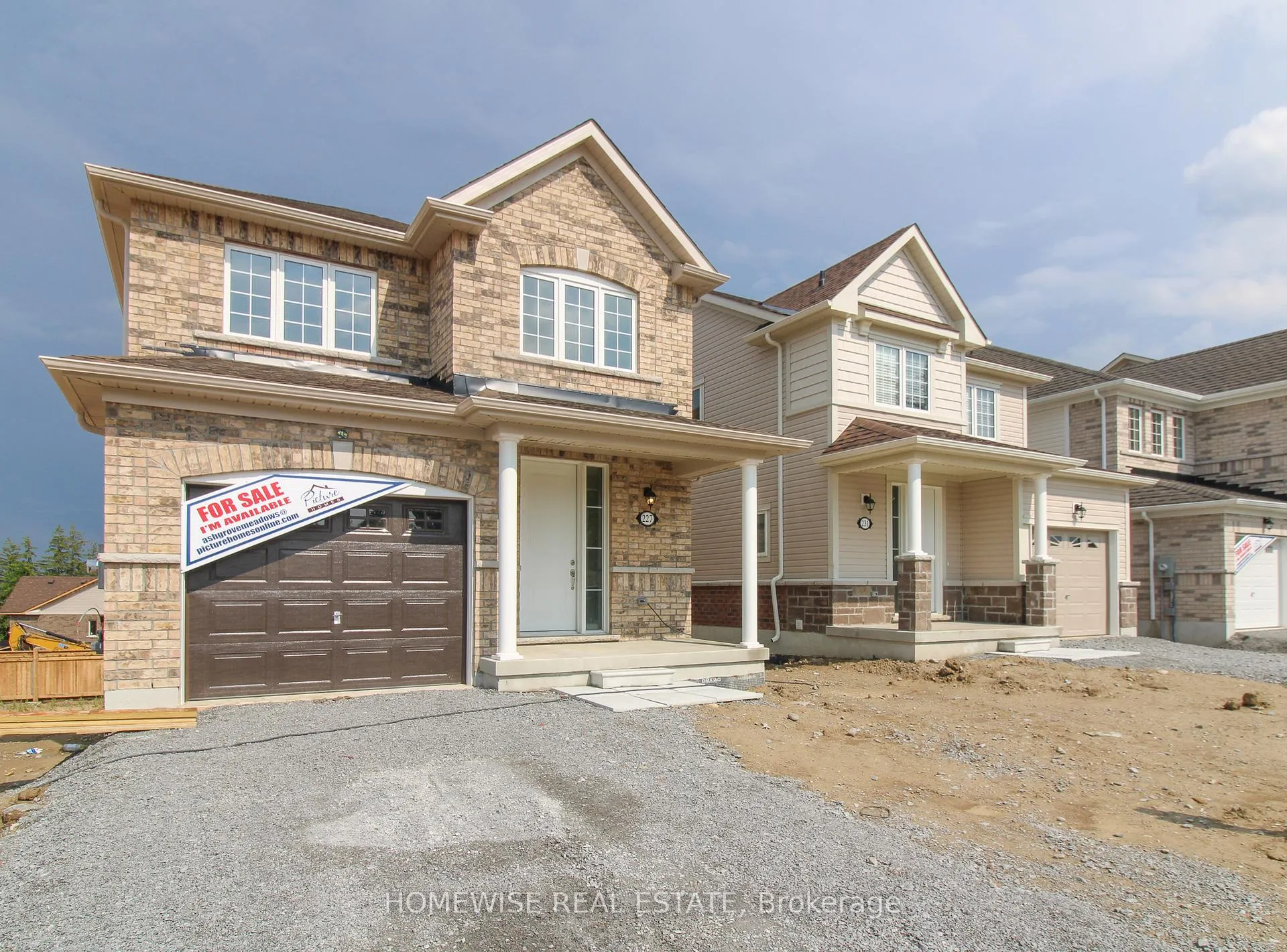 Photo 2 of 227 Ash Street, Scugog, Port Perry — HOMEH