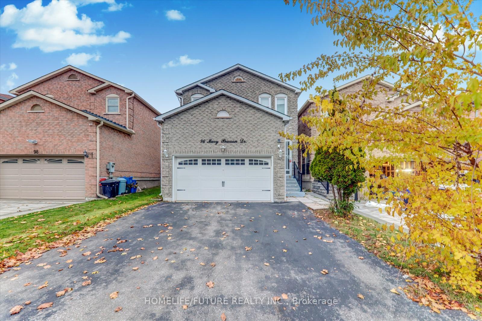 Photo 3 of 96 Mary Pearson Drive, Markham, Middlefield — HOMEH