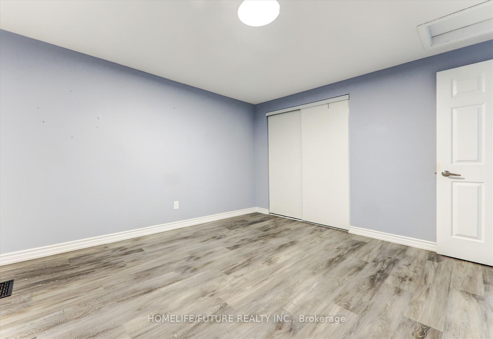 Photo 19 of 96 Mary Pearson Drive, Markham, Middlefield — HOMEH