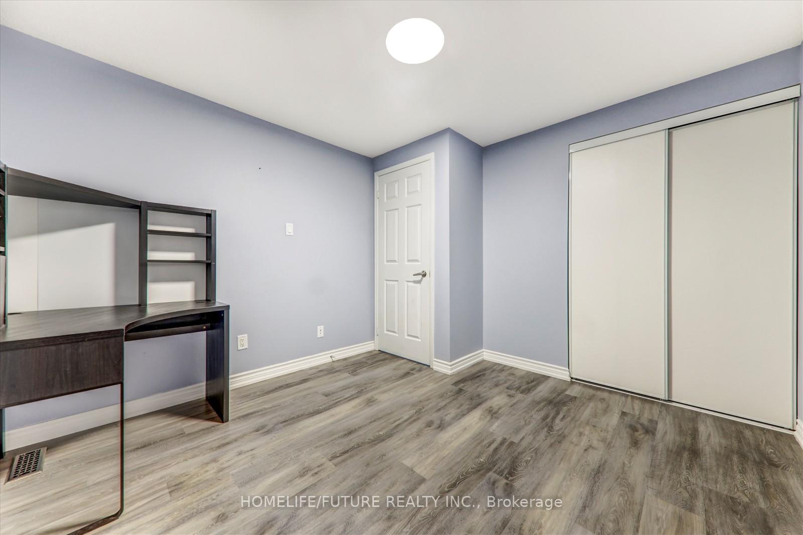Photo 21 of 96 Mary Pearson Drive, Markham, Middlefield — HOMEH