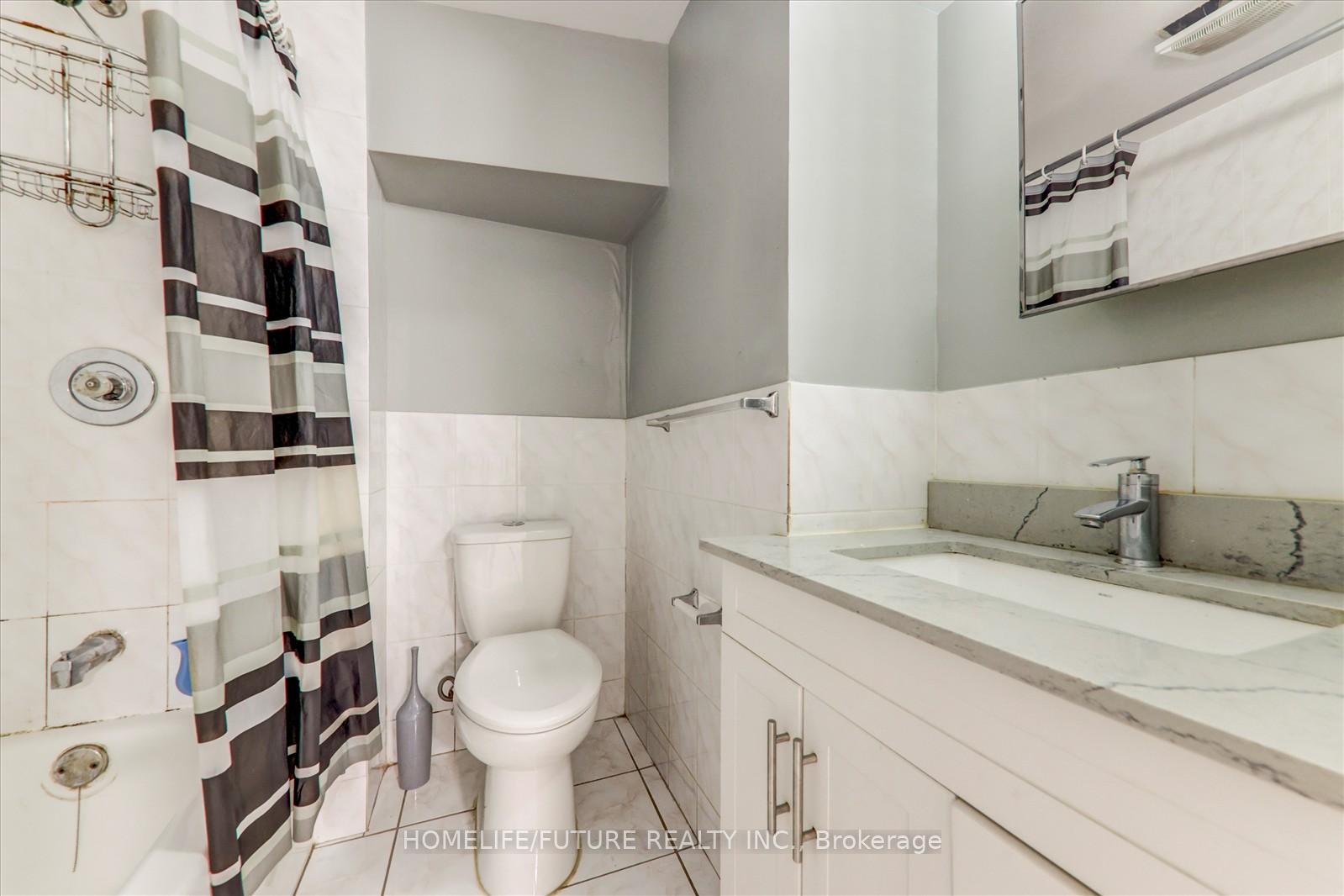 Photo 28 of 96 Mary Pearson Drive, Markham, Middlefield — HOMEH