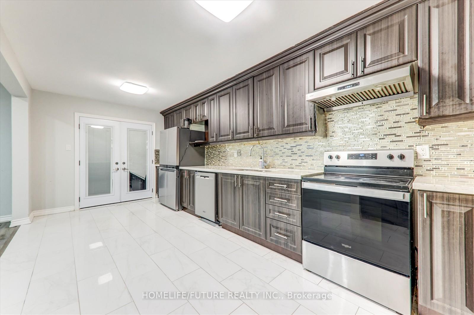 Photo 34 of 96 Mary Pearson Drive, Markham, Middlefield — HOMEH
