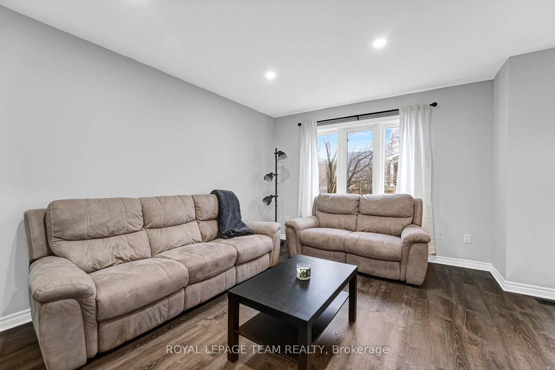 Photo 19 of 4 John Findlay Terrace, Arnprior — HOMEH