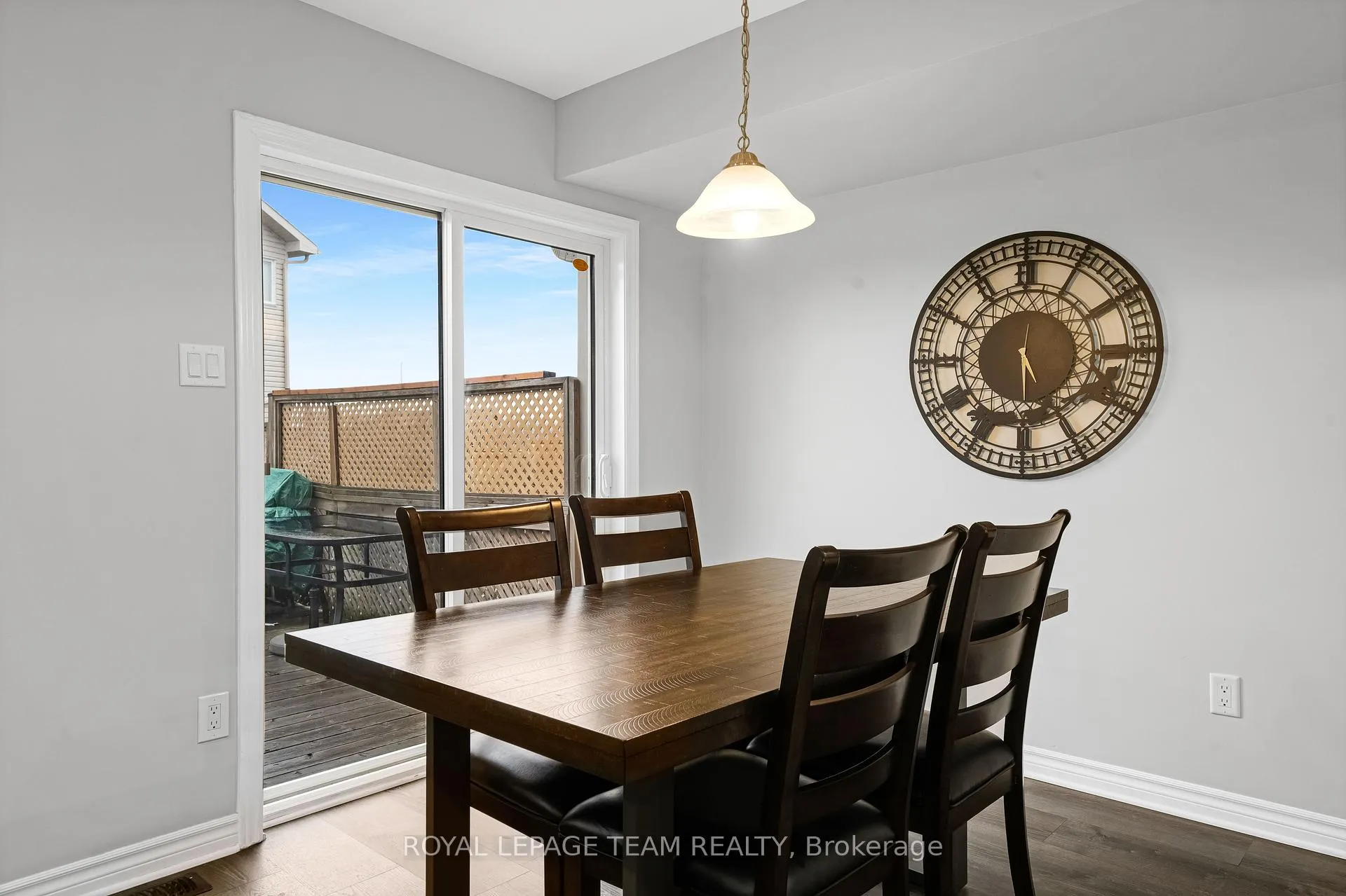 Photo 20 of 4 John Findlay Terrace, Arnprior — HOMEH