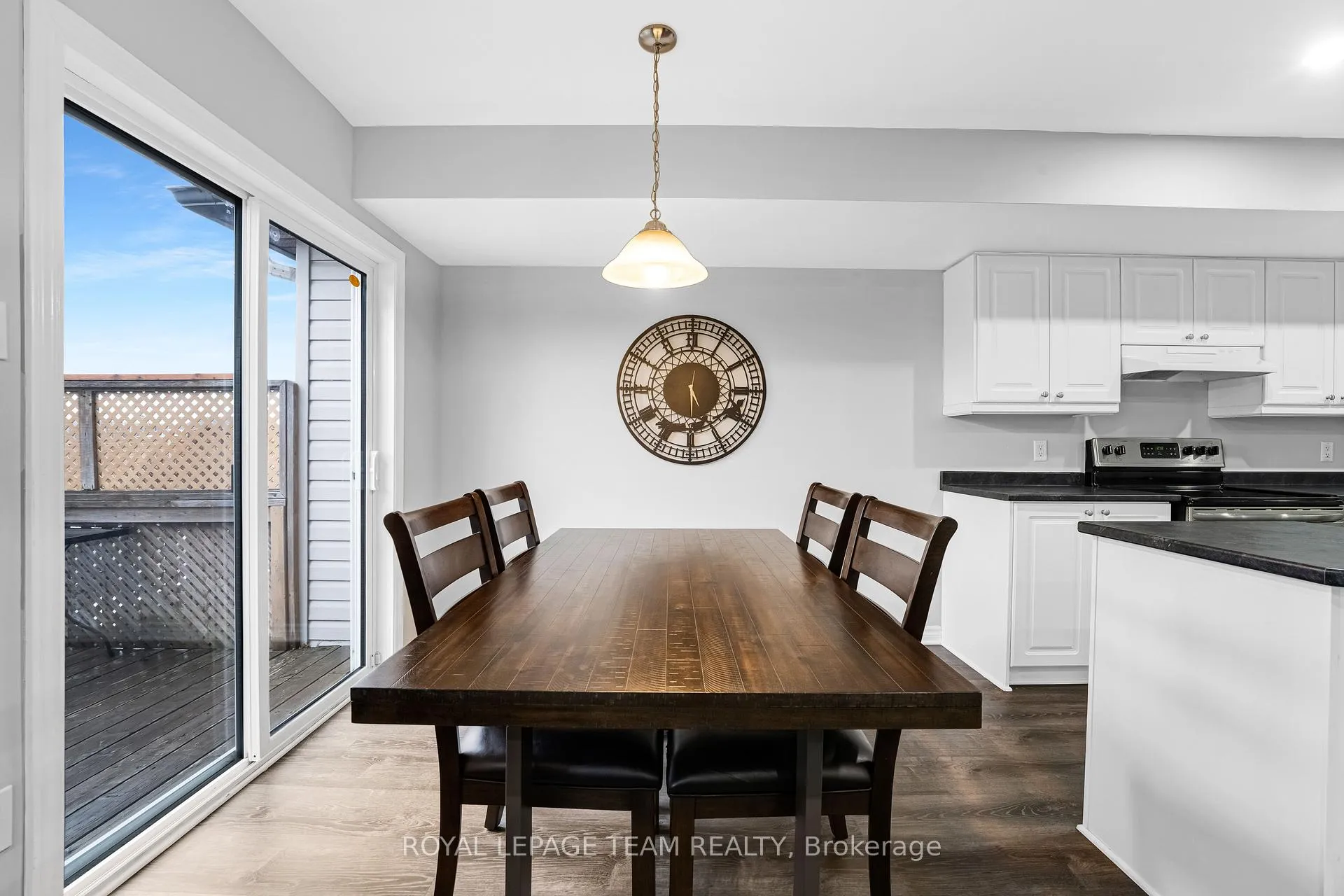 Photo 21 of 4 John Findlay Terrace, Arnprior — HOMEH