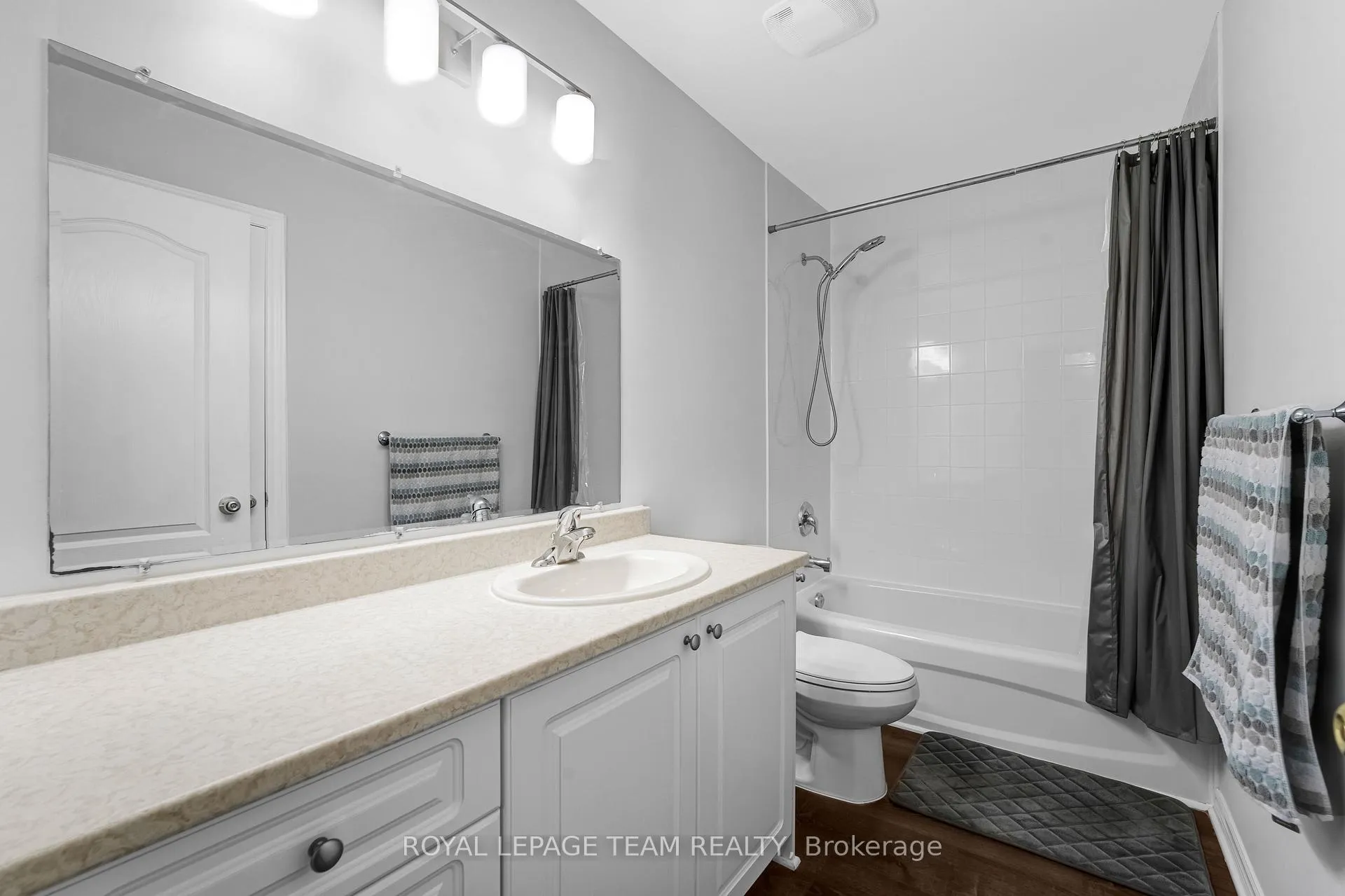 Photo 26 of 4 John Findlay Terrace, Arnprior — HOMEH