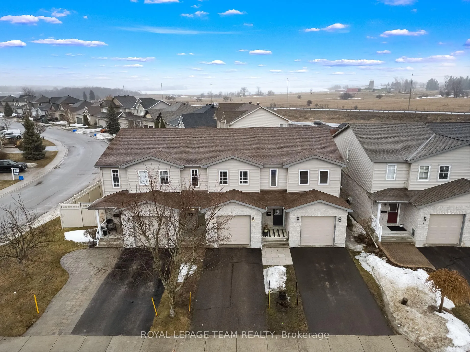 Photo 39 of 4 John Findlay Terrace, Arnprior — HOMEH