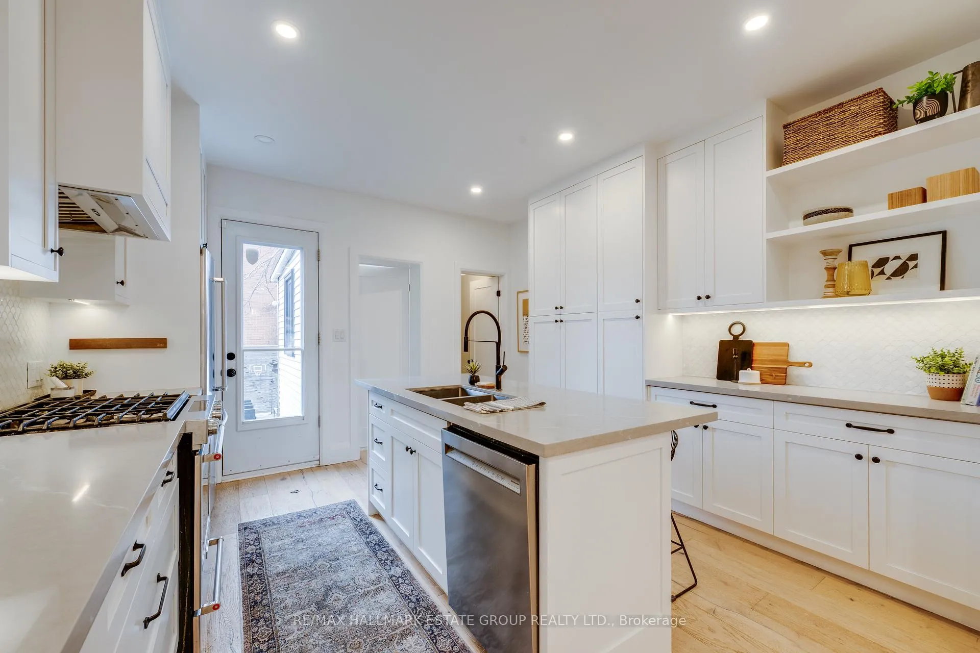 Photo 12 of 4 Adrian Avenue, Toronto, Weston-Pellam Park — HOMEH