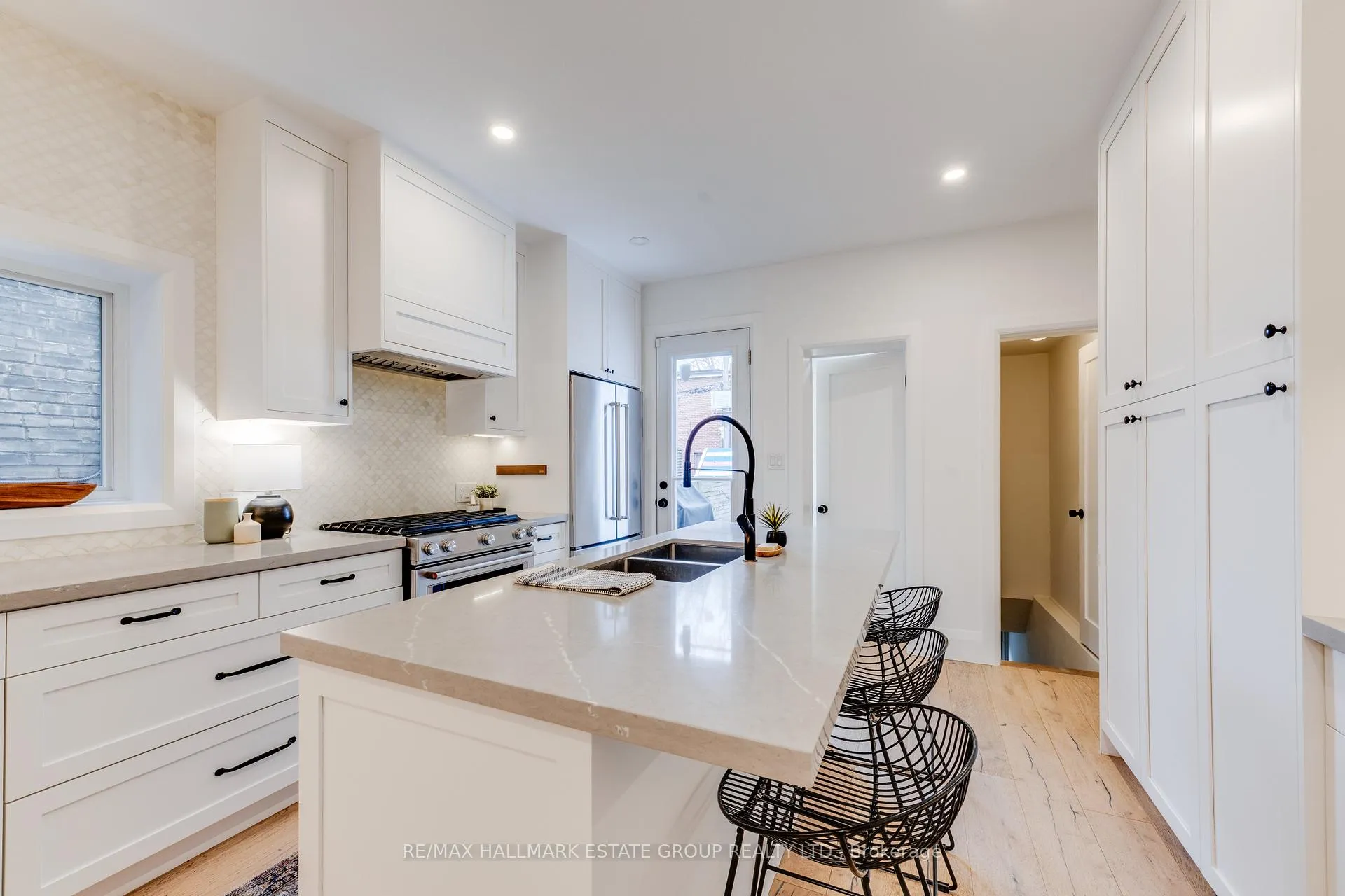 Photo 14 of 4 Adrian Avenue, Toronto, Weston-Pellam Park — HOMEH