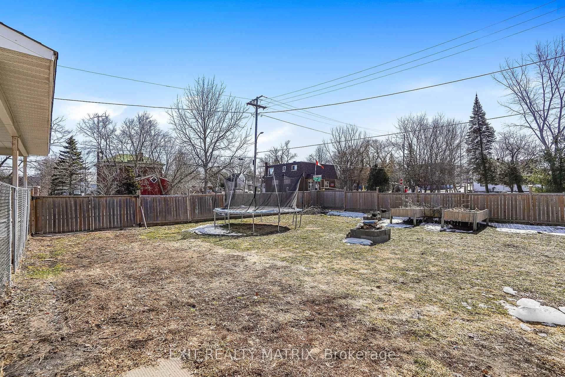 Photo 31 of 24 Main Street N, North Glengarry, Maxville — HOMEH