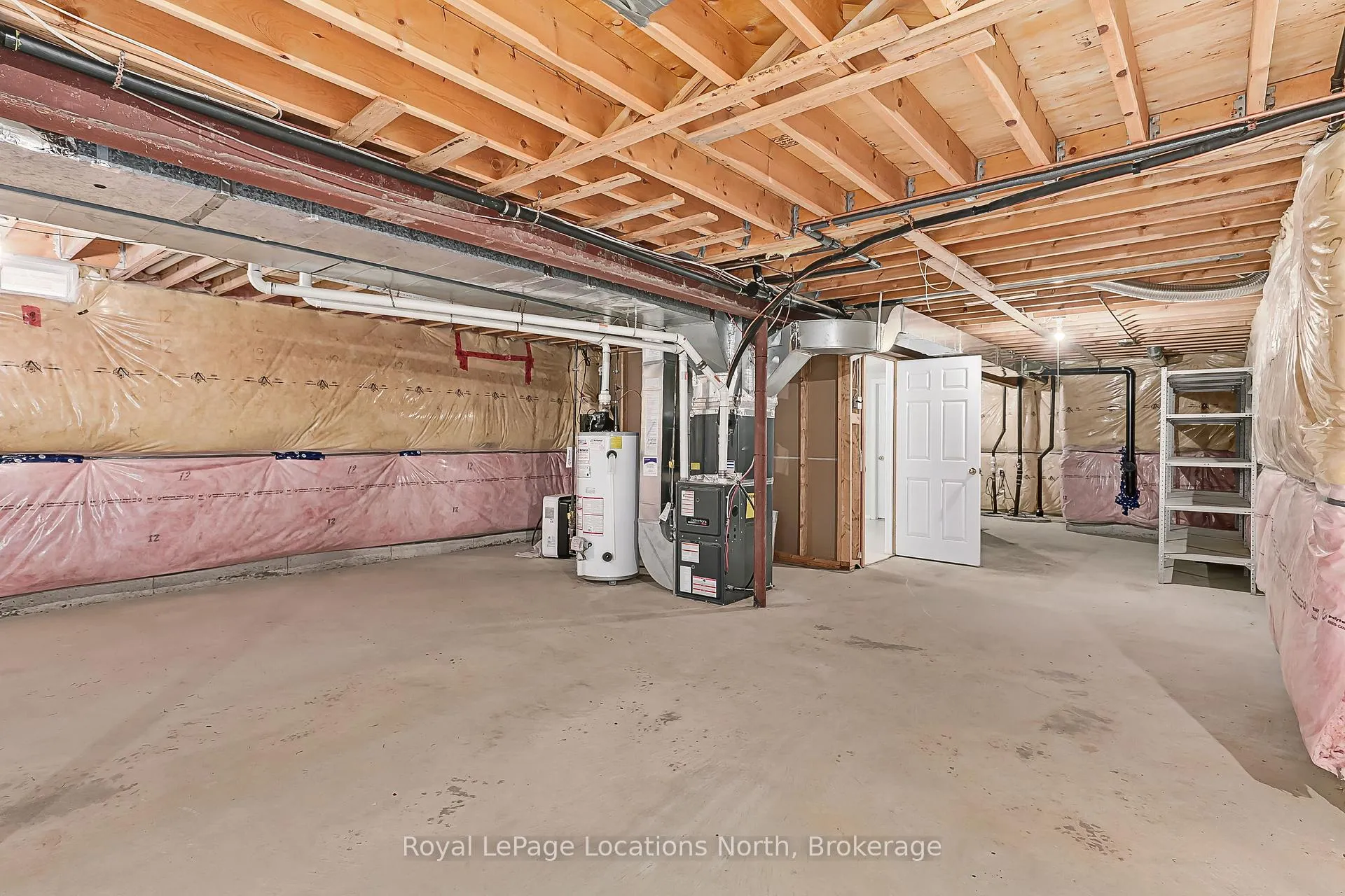 Photo 33 of 34 Callary Crescent, Collingwood — HOMEH