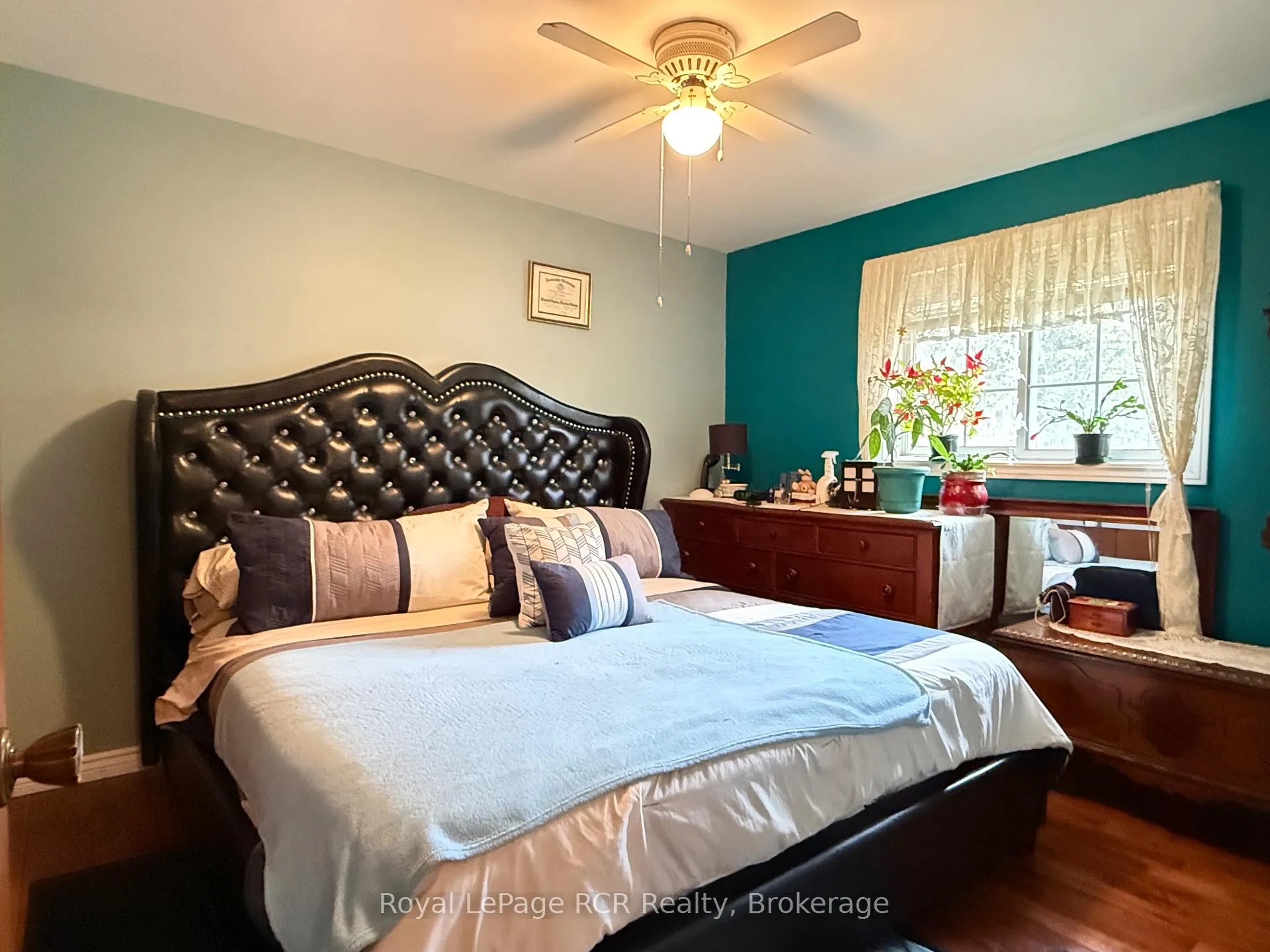 Photo 7 of 665 17th Street E, Owen Sound — HOMEH