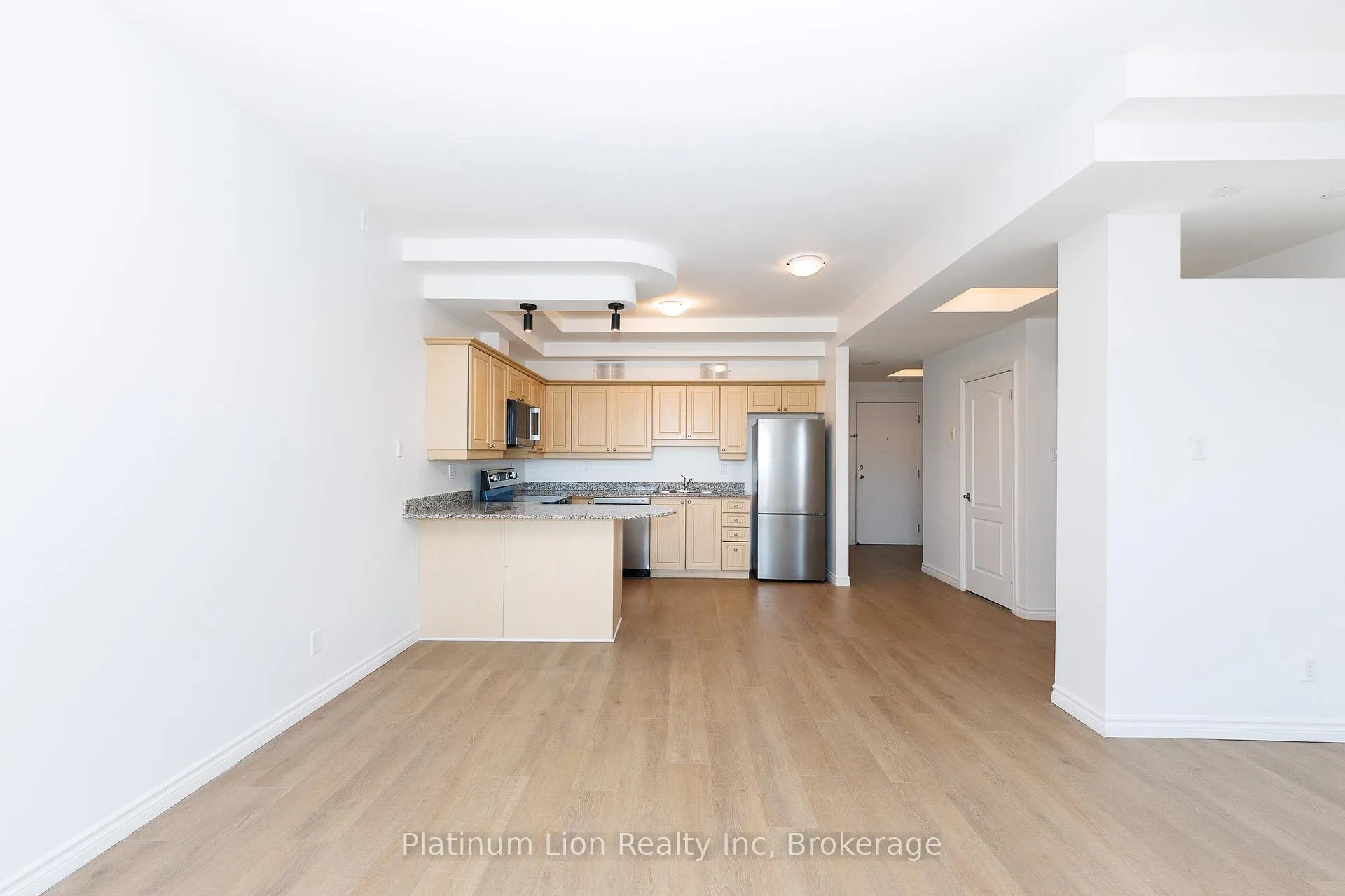 Photo 18 of Unit 910, 135 James Street S, Hamilton, Corktown — HOMEH