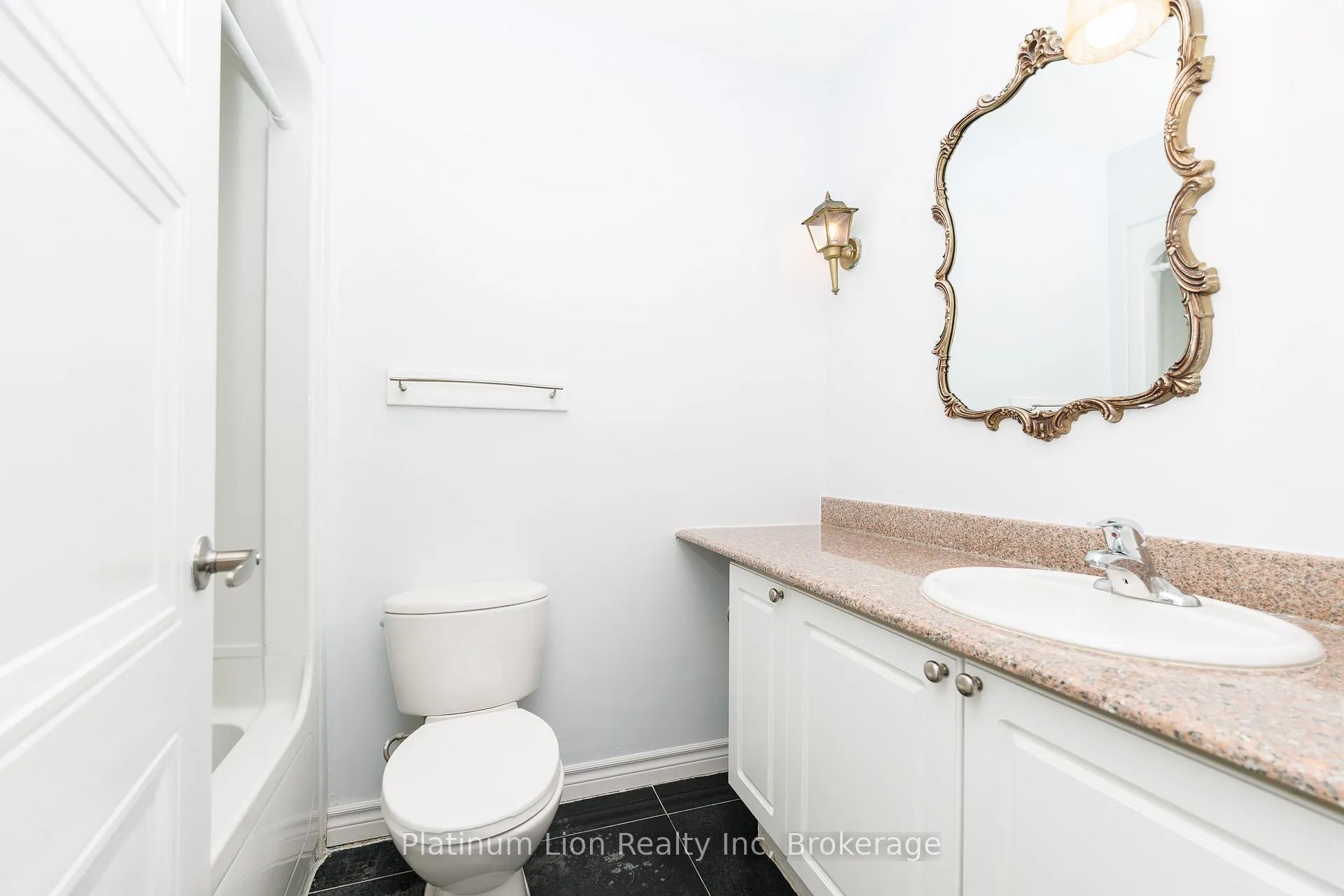 Photo 25 of Unit 910, 135 James Street S, Hamilton, Corktown — HOMEH