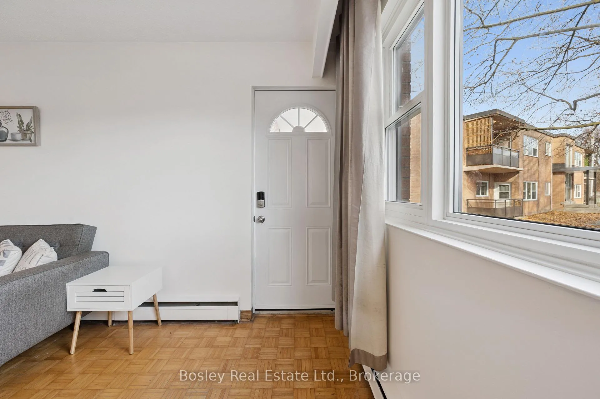 Photo 8 of Unit 2, 1 Sunnylea Crescent, Guelph, General Hospital — HOMEH