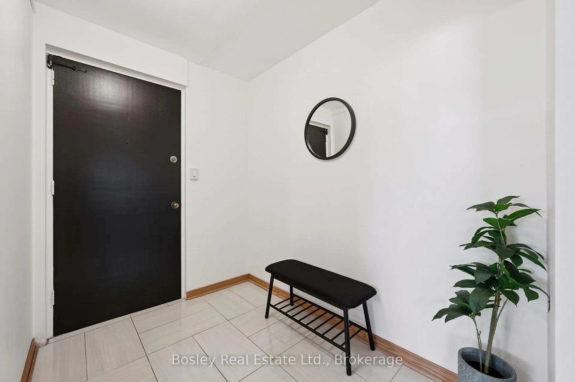 Photo 24 of Unit 2, 1 Sunnylea Crescent, Guelph, General Hospital — HOMEH