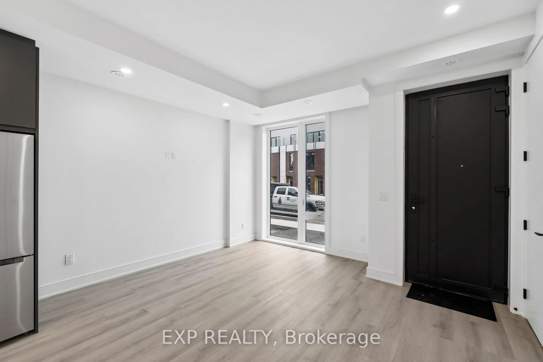 Photo 7 of 112 Everett Common, St. Catharines, Oakdale — HOMEH