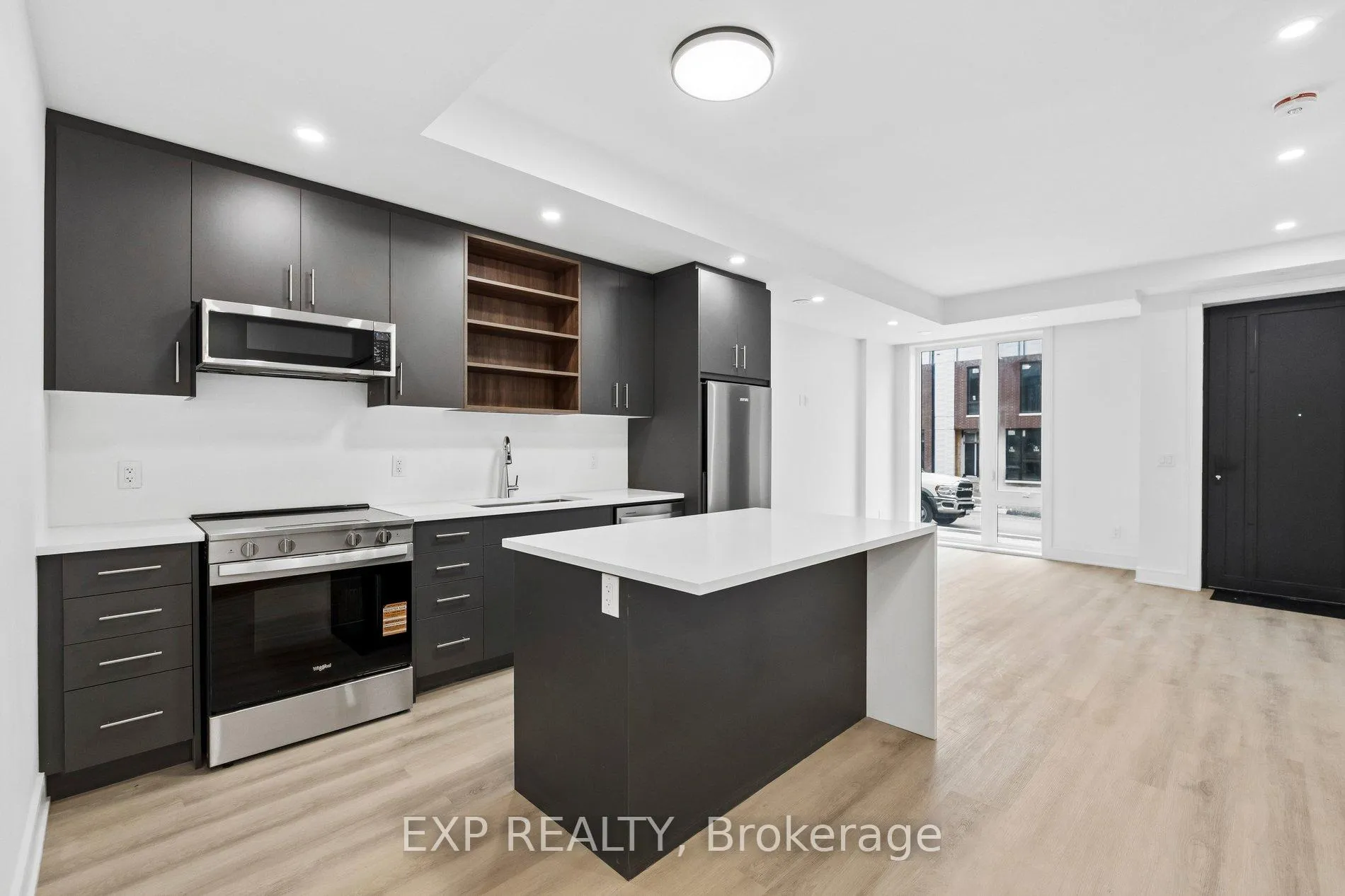 Photo 10 of 112 Everett Common, St. Catharines, Oakdale — HOMEH