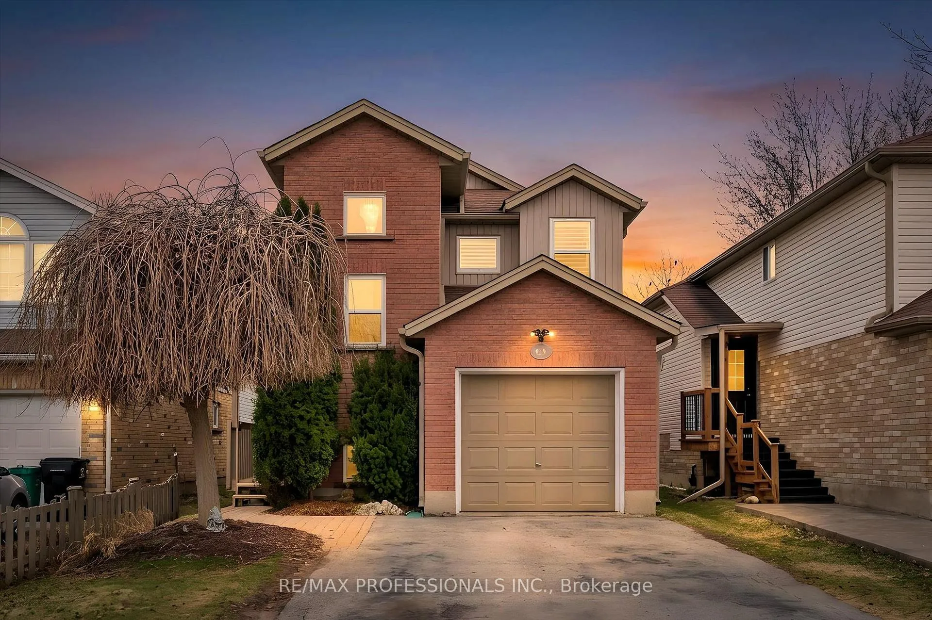 Photo 1 of 6 Orchid Crescent, Kitchener — HOMEH